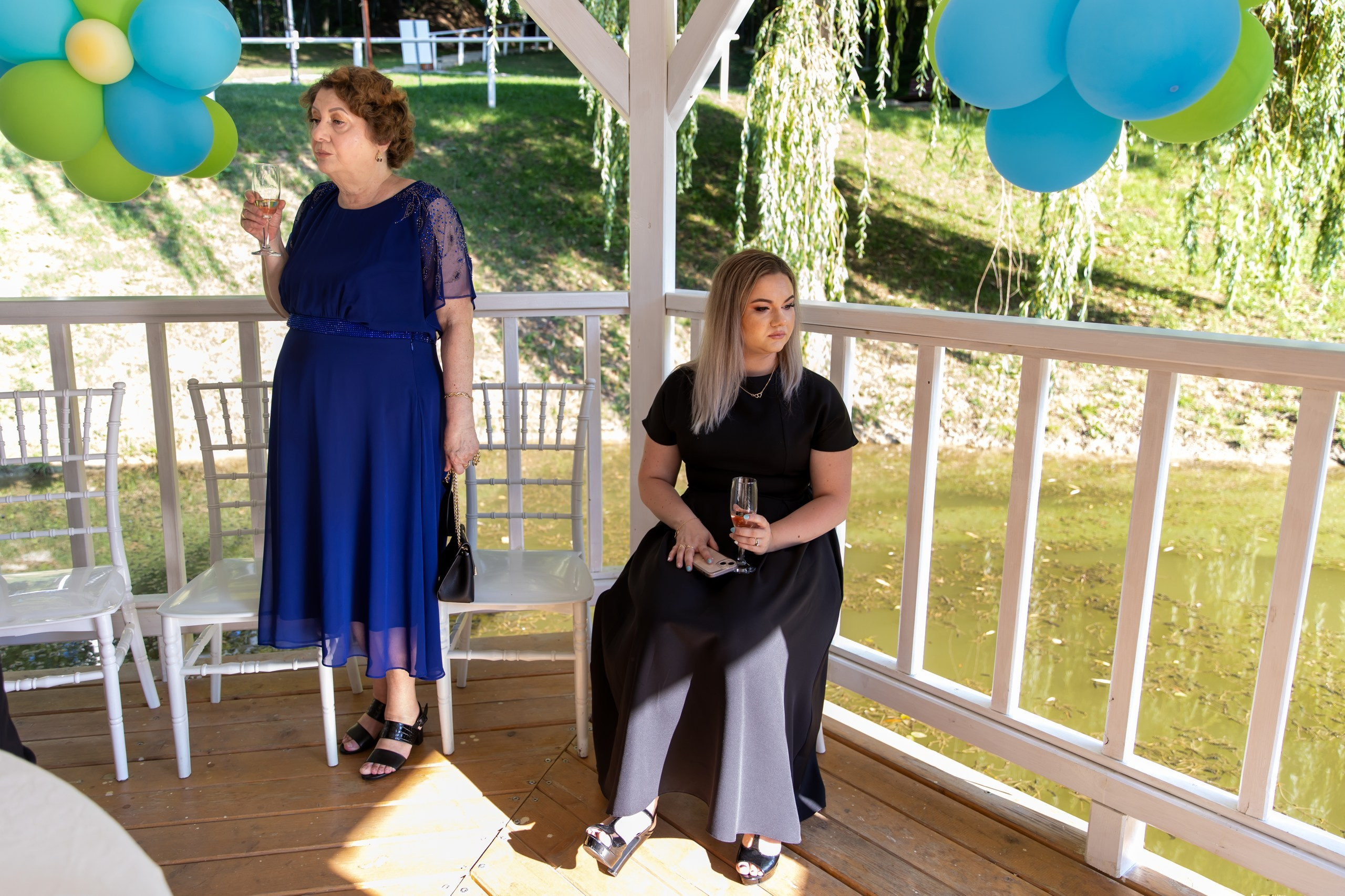 fotograf botez , fotografie botez Botoșani, fotograf Alin Chirilă, amintiri botez, fotografii botez, botez Miruna Parascheva, fotograf copii, fotografie botez în Botoșani-alt="botez , fotografie botez Alin Chirilă, amintiri botez, fotografii emoționante botez Botoșani"-- fotografii-botez-bebelus- amintiri-botez-micuț- moment-sfânt-crestinare- fotografie-emotionanta-botez- detalii-botez-bebelusi- parinti-fericiti-la-botez- fotograf-botez-profesionist- botez-in-biserica-ortodoxa- micuț-botezat-cu-emoție- zâmbete-și-lacrimi-la-botez- bebeluș-la-cristelniță- decor-botez-colorat- botez-cu-dragoste-și-credință- emotie-pura-la-botez- fotograf-botez-botosani- botez-iasi-suceava-fotograf- amintiri-nepretuite-botez-- Preotul ținându-l pe micuțul Mathias Gabriel la botez, în biserica Înălțarea Domnului, Copălău - Detalii de la botezul lui Mathias – lumânare, trusou și icoană - Familia lui Mathias Gabriel alături de micuț, în ziua botezului - Portret emoționant cu mama și bebelușul în brațe, în biserică,fotograf profesionist evenimente Botoșani, Iași, Suceava, Fălticeni, Bacău, Pașcani, Roman - AlinoFotoStudio by Alin Chirilă - servicii foto nuntă, botez, cununie, ședințe foto creative, albume personalizate, fotografii emoționante și calitative pentru cele mai importante momente din viață,fotograf nuntă Botoșani Alin Chirilă, ședință foto botez Iași - AlinoFotoStudio, servicii fotograf profesionist evenimente Suceava, fotograf cununie civilă Fălticeni - Alin Chirilă, album foto nuntă personalizat Bacău.“Bebeluș botezat în biserică, ținut în brațe de nași” • “Detaliu cu lumânarea de botez decorată cu flori albe” • “Părinți emoționați alături de copilul lor la ceremonia de botez” • “Masa festivă de botez cu decor tematic și tort personalizat” • “Momentul în care preotul toarnă apă sfințită pe fruntea bebelușului” “Bebeluș în rochie albă de botez, zâmbind în brațele mamei” • “Detaliu cu cruciulița de botez așezată pe o pernă de satin” • “Părinți și nași aprinzând lumânările în timpul ceremoniei de botez” • “Tort de botez decorat cu figurine tematice și numele copilului” • “Copil botezat dormind liniștit în pătuțul decorat festiv” • “Momentul în care preotul binecuvântează copilul în fața altarului” • “Invitați adunându-se în jurul mesei festive la petrecerea de botez” • “Bebeluș ținând în mână o jucărie personalizată primită la botez” • “Familie fericită pozând împreună după ceremonia de botez” • “Decor tematic cu baloane și flori la locația petrecerii de botez” fotograf Botoșani fotograf evenimente fotograf botez Alin Chirila fotograf alinofotostudio.fotograf botez Amelis Maria, fotografie botez Botoșani, fotograf Alin Chirilă, amintiri botez, fotografii botez, botez Amelis Maria, fotograf copii, fotografie botez în Botoșani,