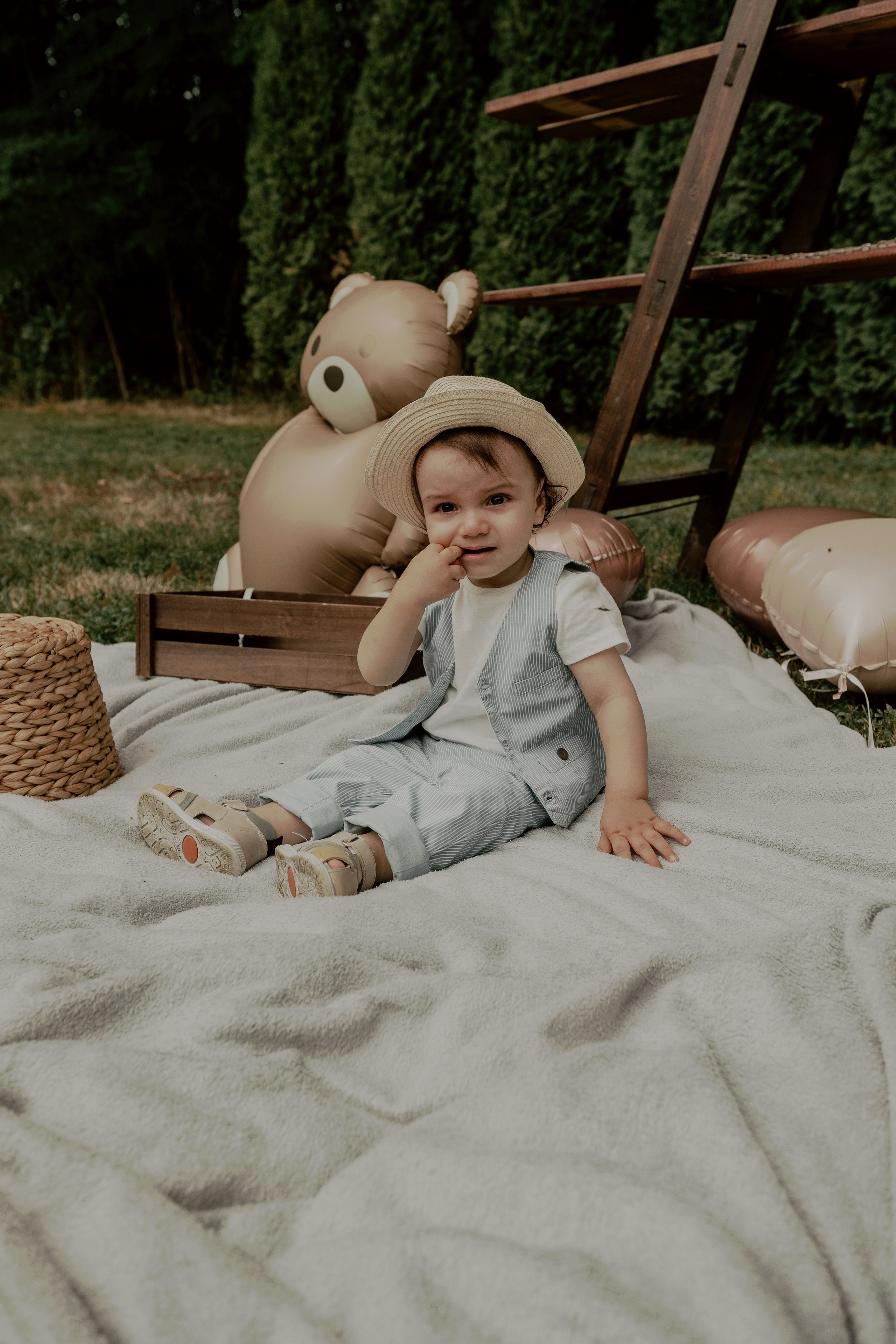 Armin — Micul explorator împlinește 1 an. Emotions Photo Art