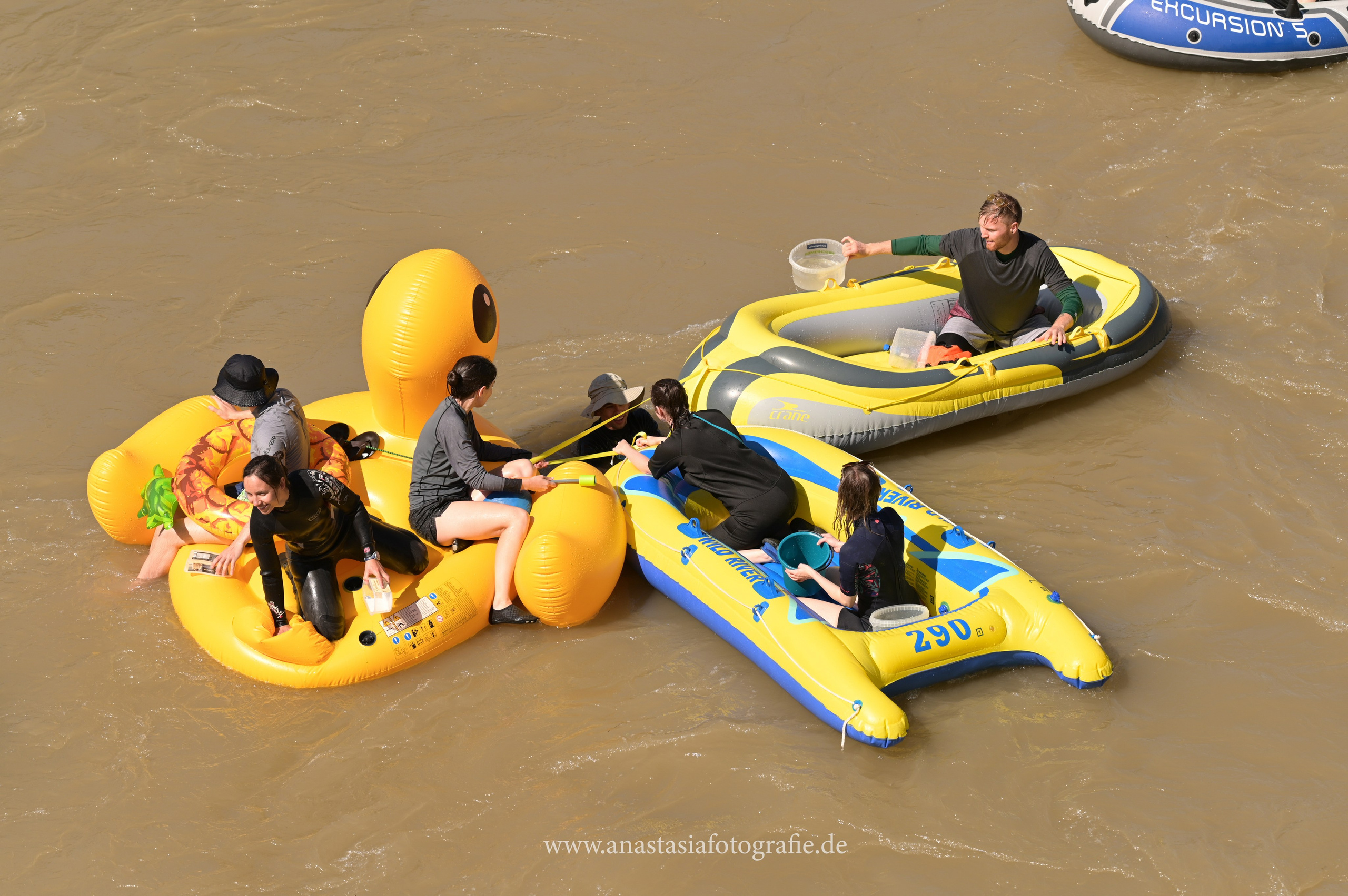 Nabada Ulm 2025. Newbornfotograf Kinderfotograf Ulm Familienfotograf Anastasia Neu-Ulm