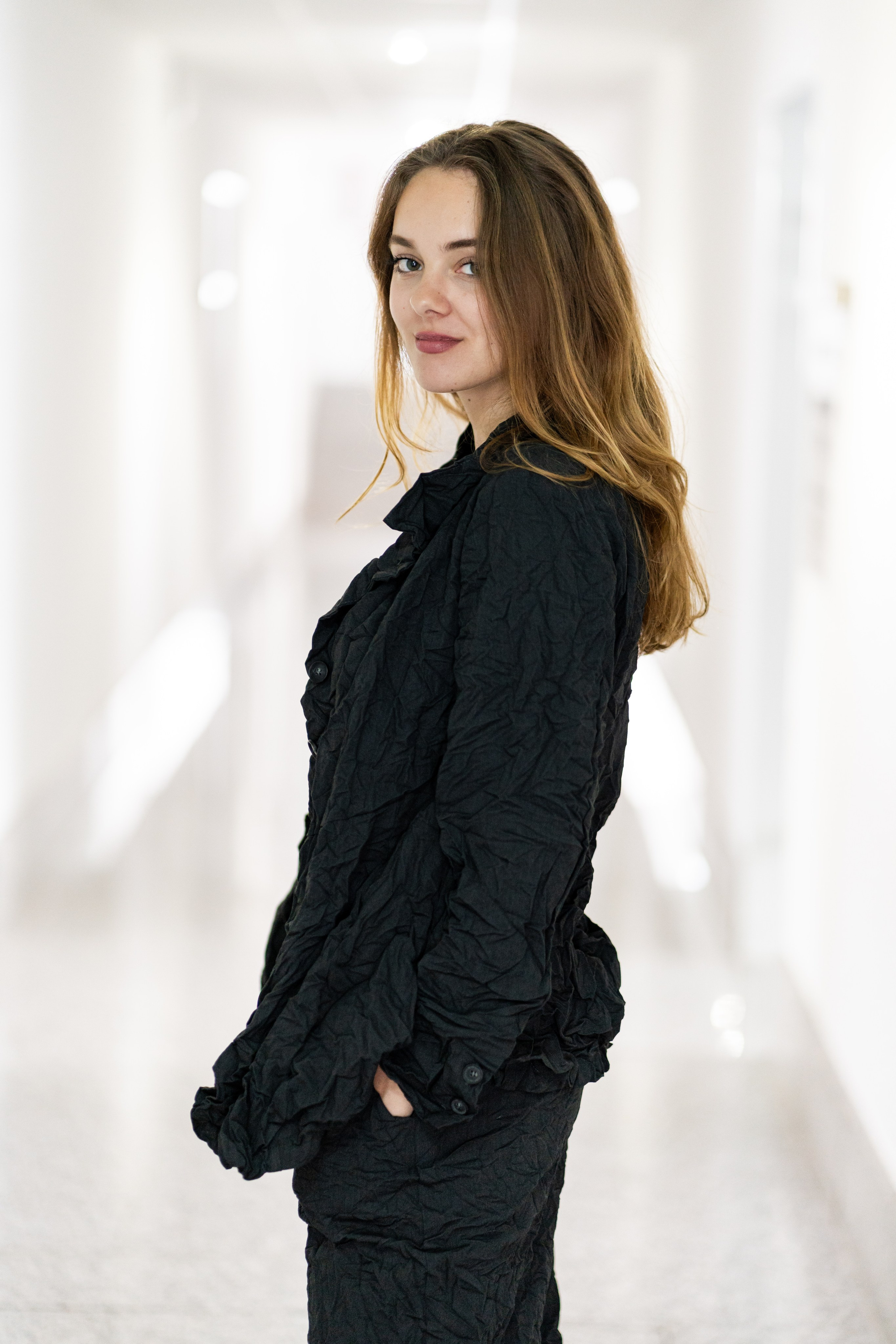 LOLA & OBLIQUE. Portrait photographer in Germany and all over Europe Mischa Blank