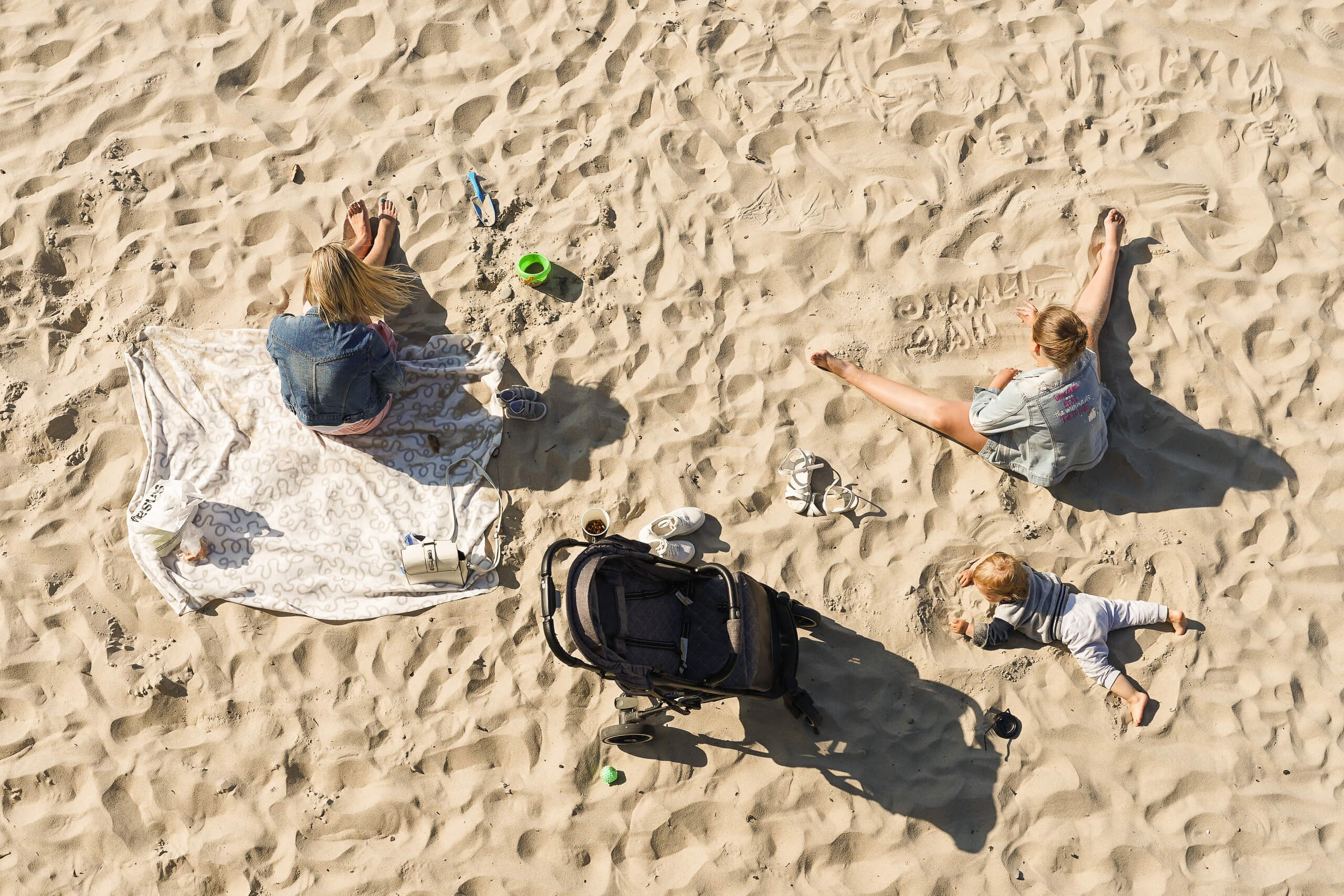 Daydreamers. Andrei Slovolitov Documentary photographer, founder of the DOCULAB School of Documentary Photography in Berlin