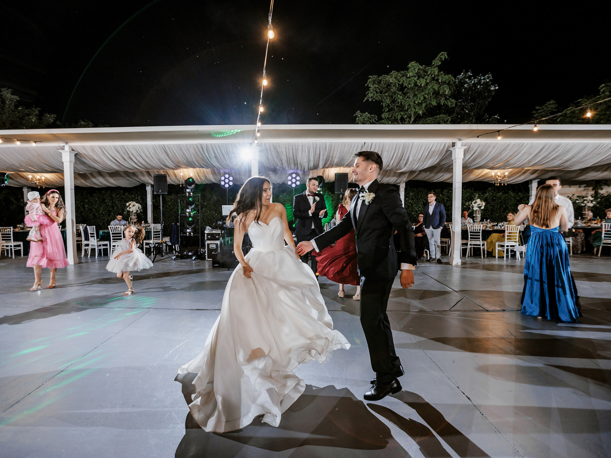 Radu si Andrea. Fotograf și videograf de nuntă R. Moldova, Romania