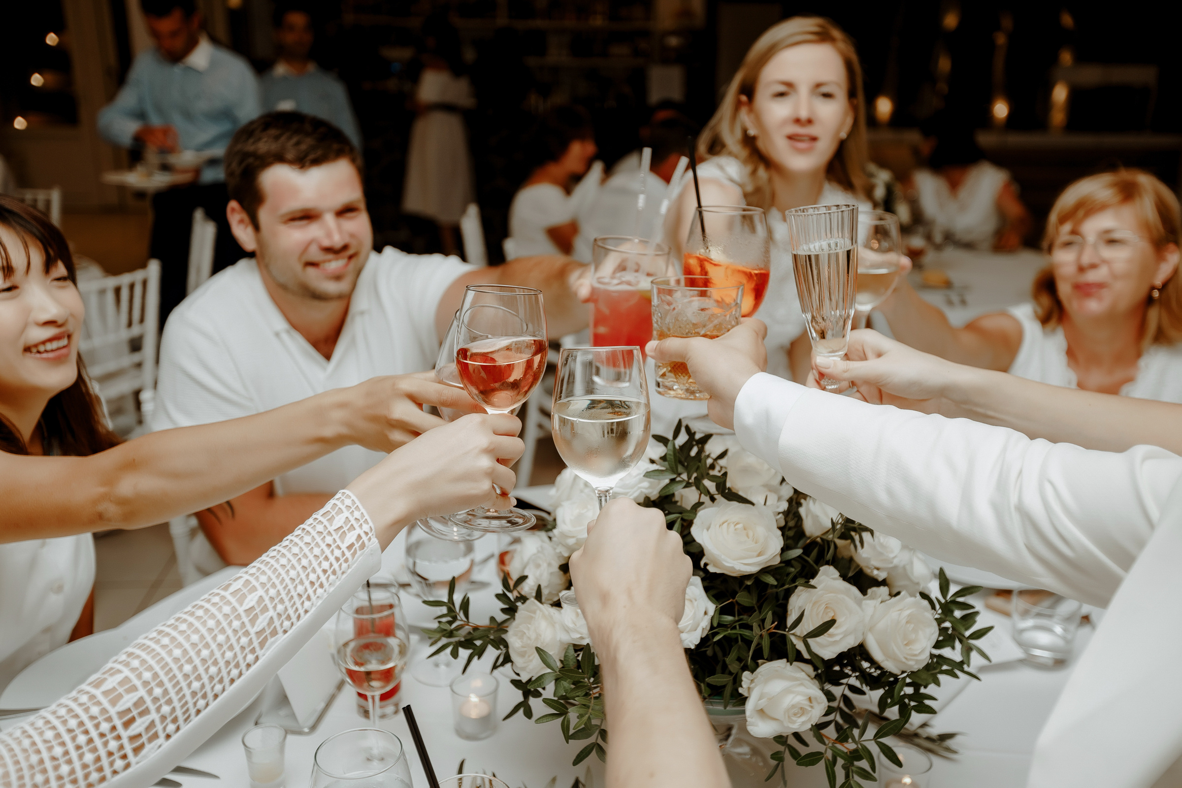 Drunk in love -Santorini-. Servicii Foto Video în Chișinău și Europa ID-Brothers