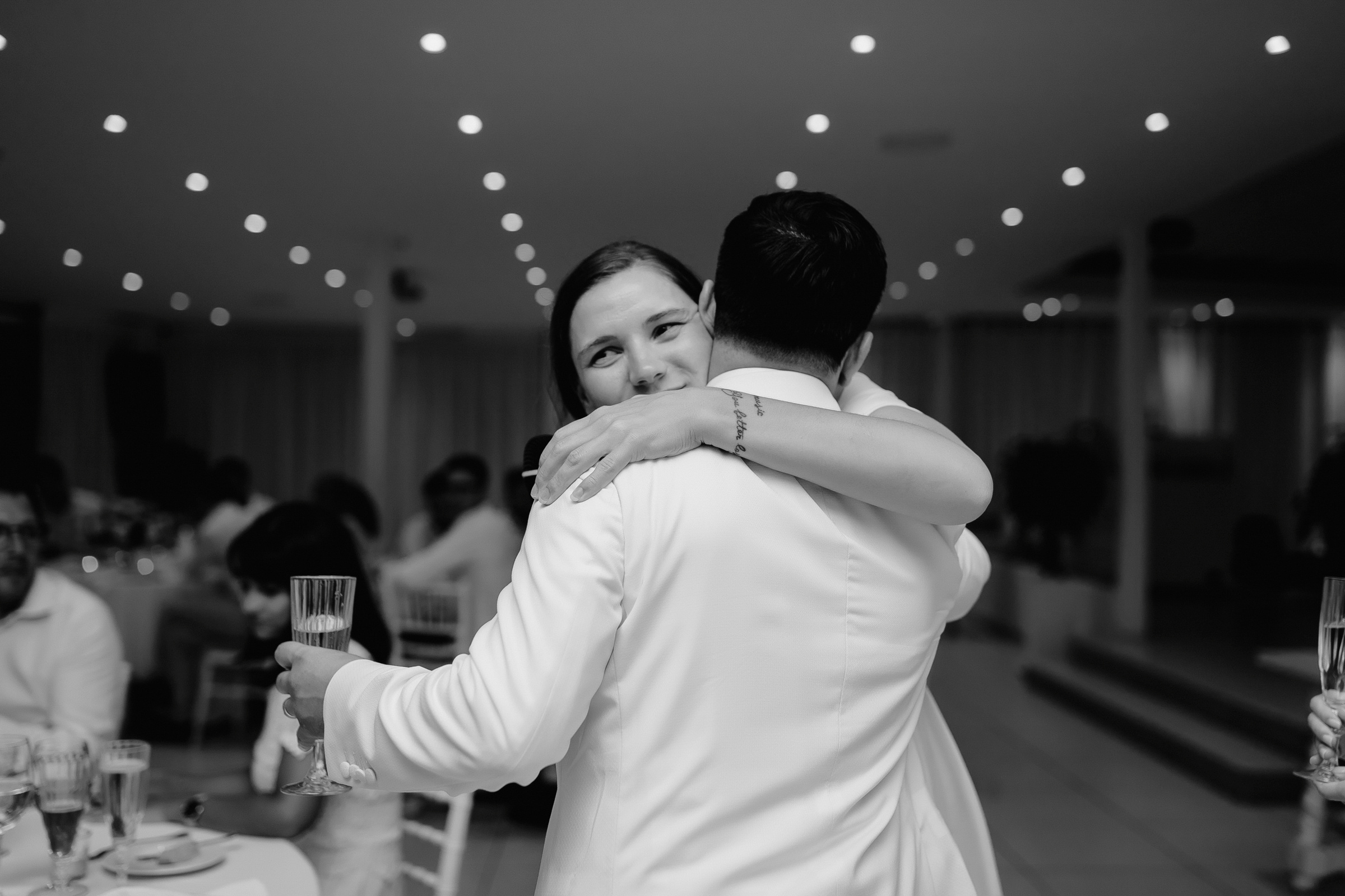 Drunk in love -Santorini-. Servicii Foto Video în Chișinău și Europa ID-Brothers