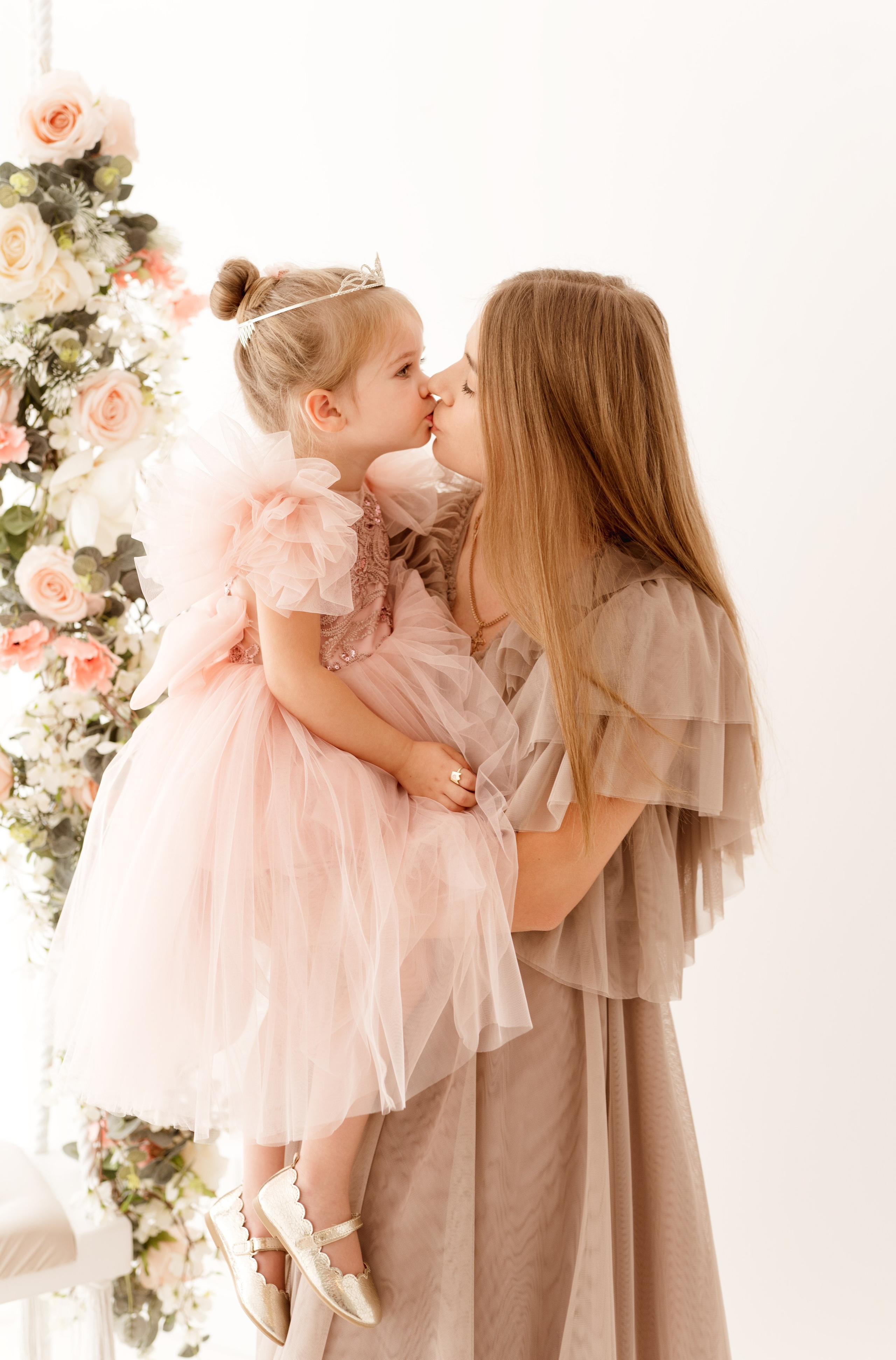 3 urodziny Emilki. Fotograf Łódź - sesja ciążowa, noworodkowa, dziecięca. Studio w Łodzi