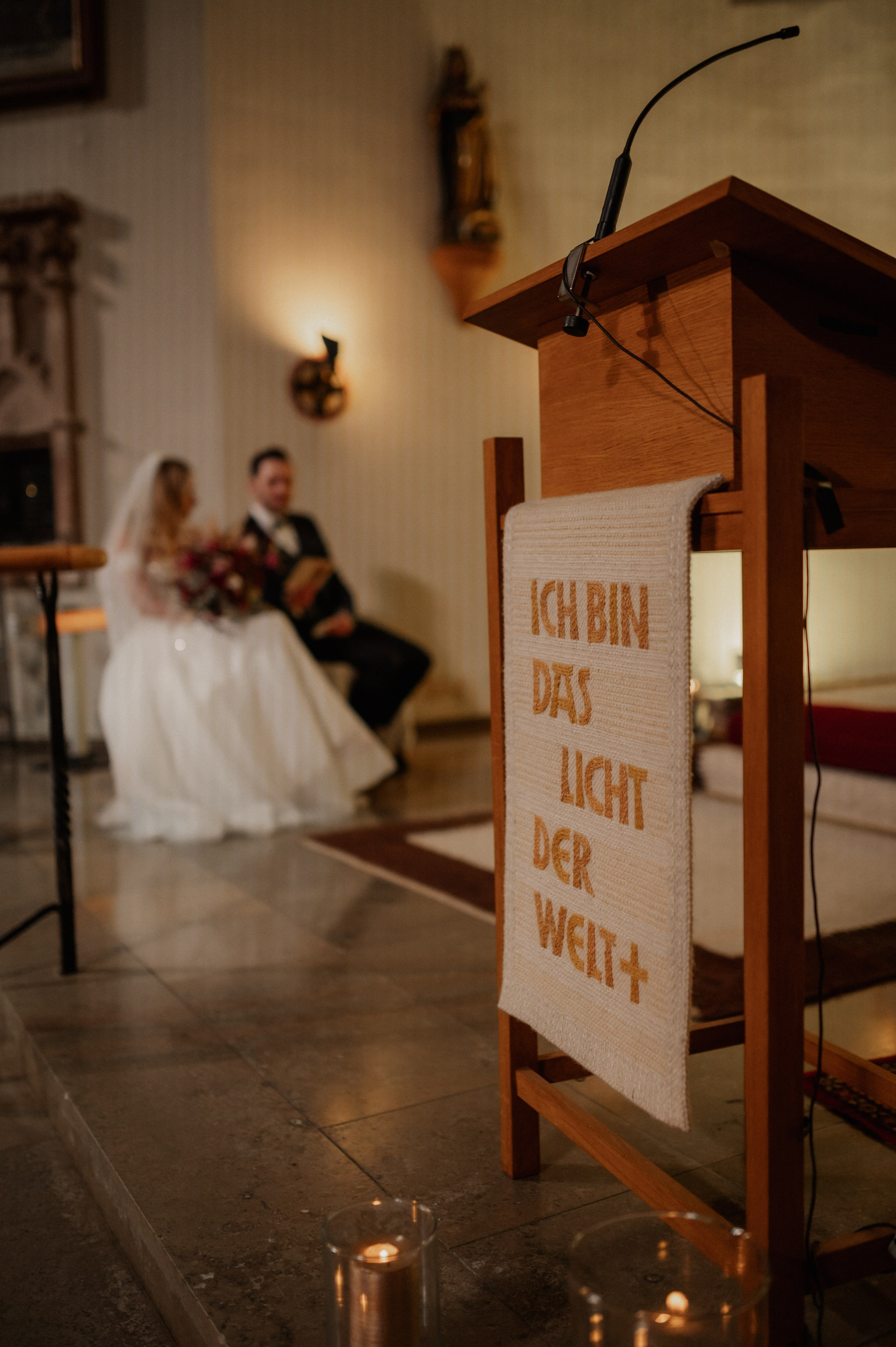 WINTER WEDDING IN NEUENDETTELSAU. Фотограф в Нюрнберге Ирина Менерт из Ансбаха