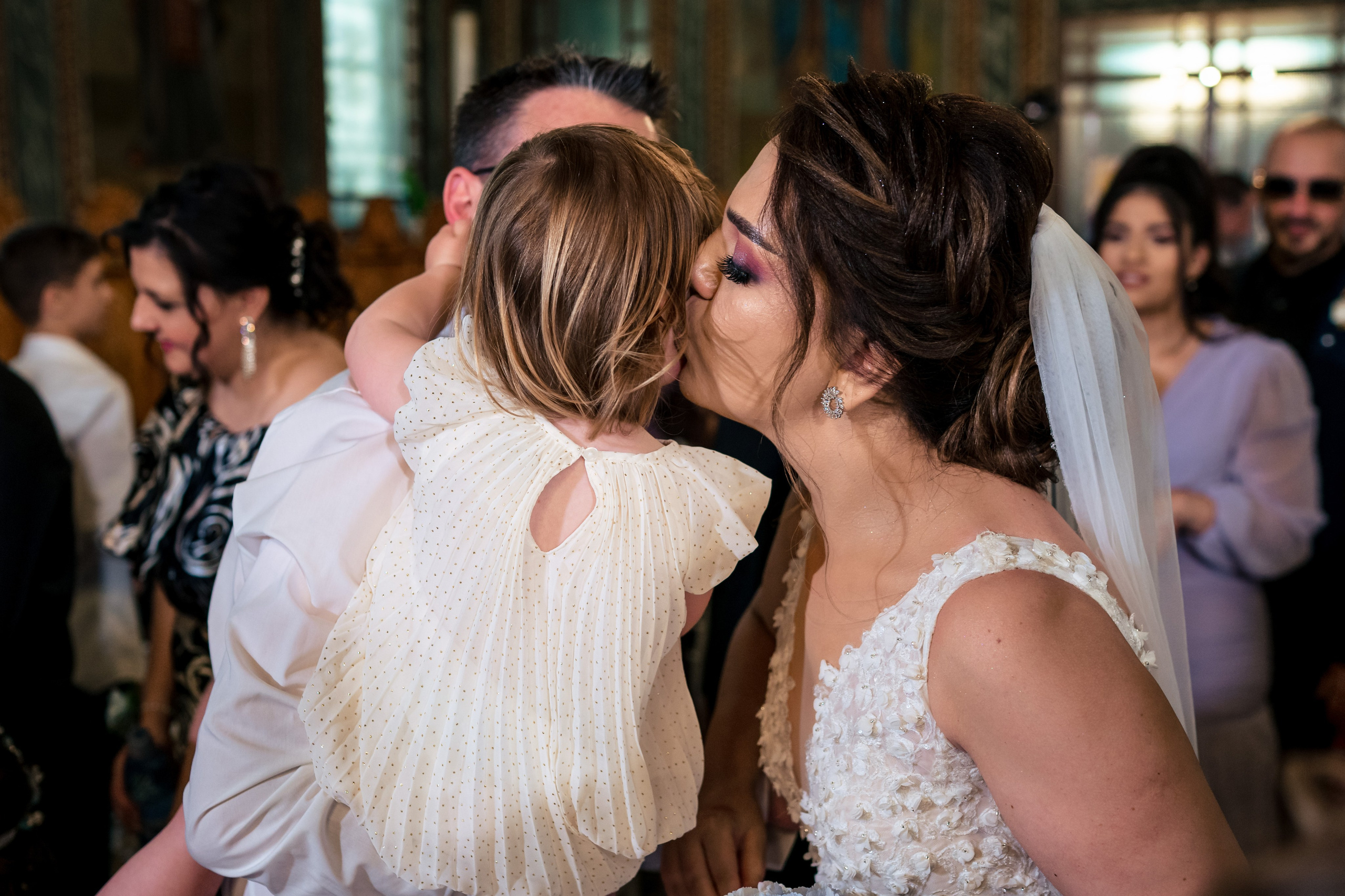 Crina & Cătălin. Acasă