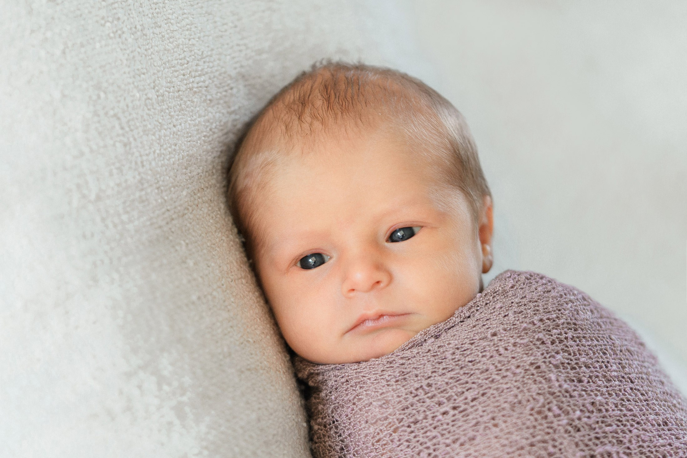 Vastasyntyneen tytön kuvaus Espoossa