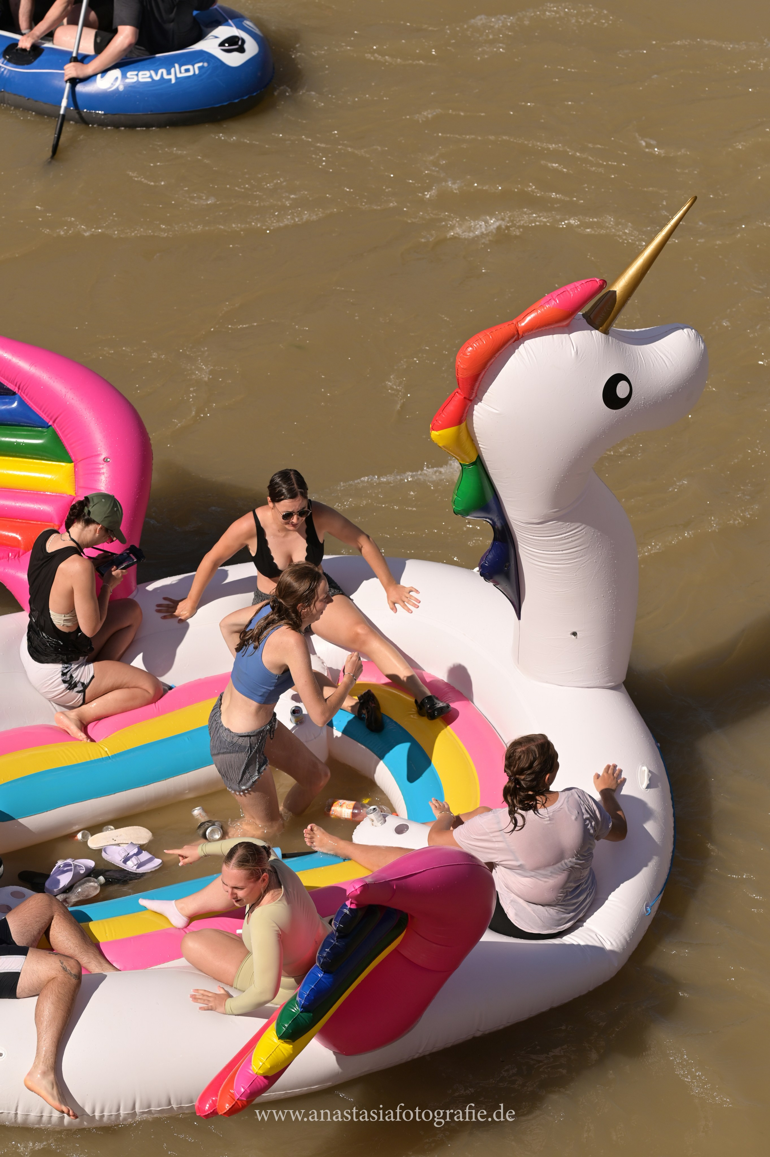 Nabada Ulm 2025. Newbornfotograf Kinderfotograf Ulm Familienfotograf Anastasia Neu-Ulm