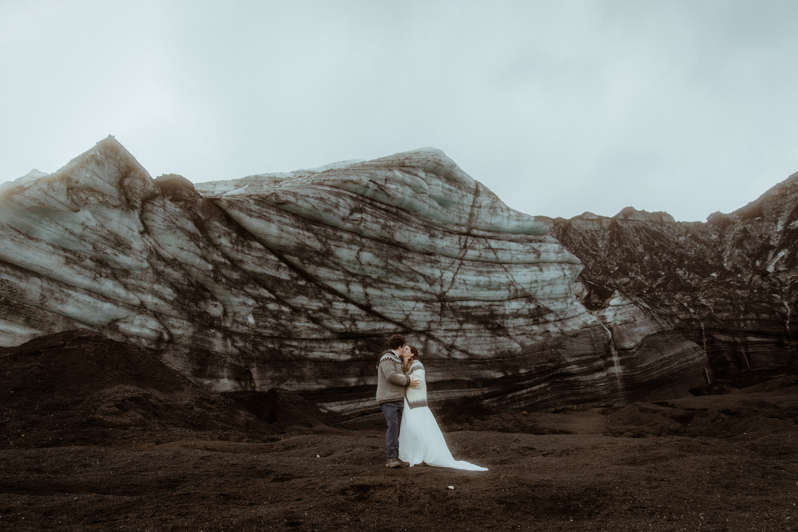 Elopement at Black sand beach in Iceland. Iceland elopement photo and video | Nikolaichik Photo