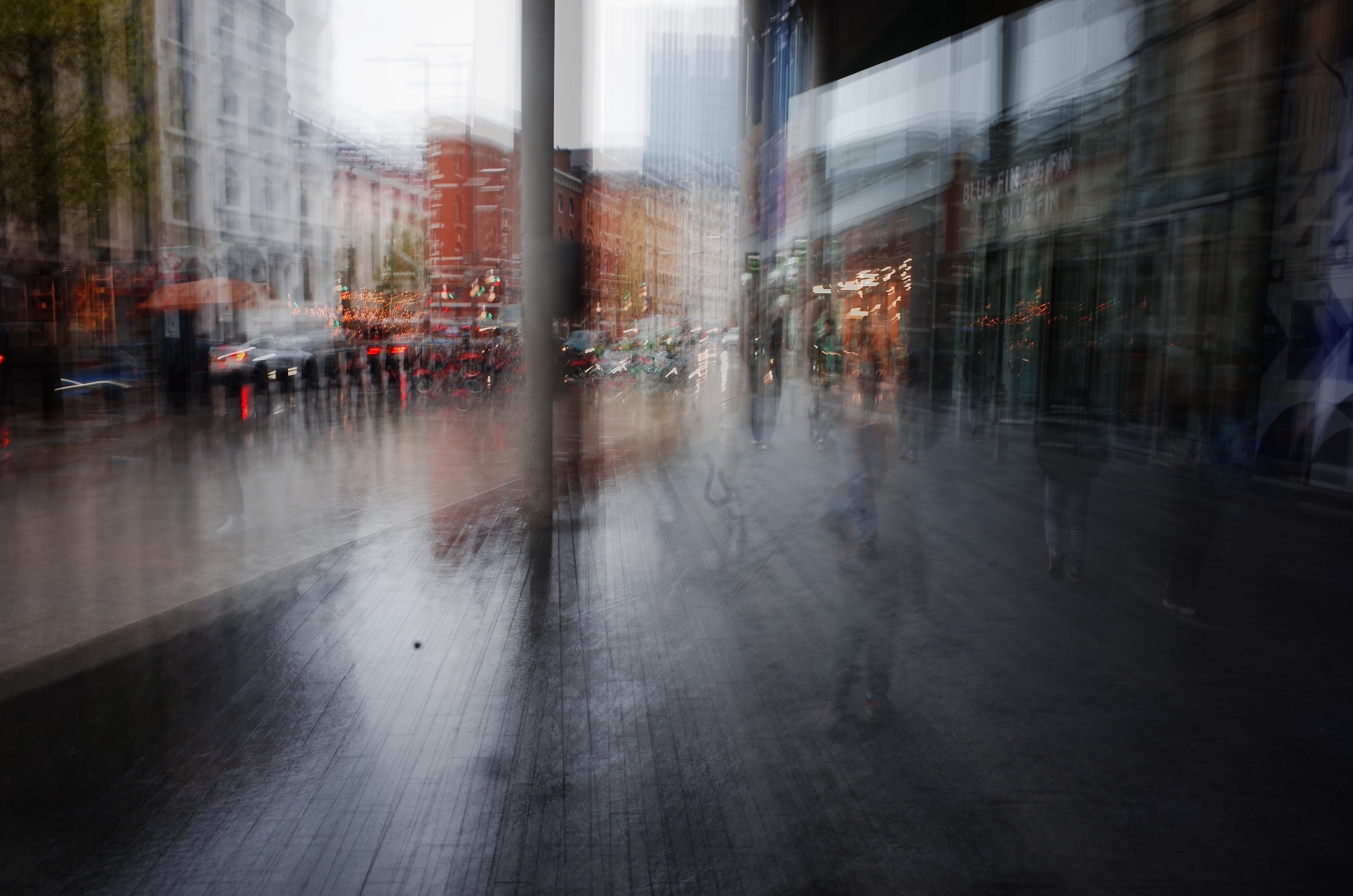 English (not yet summer) rain. Виктория Дини. Арт-фотография