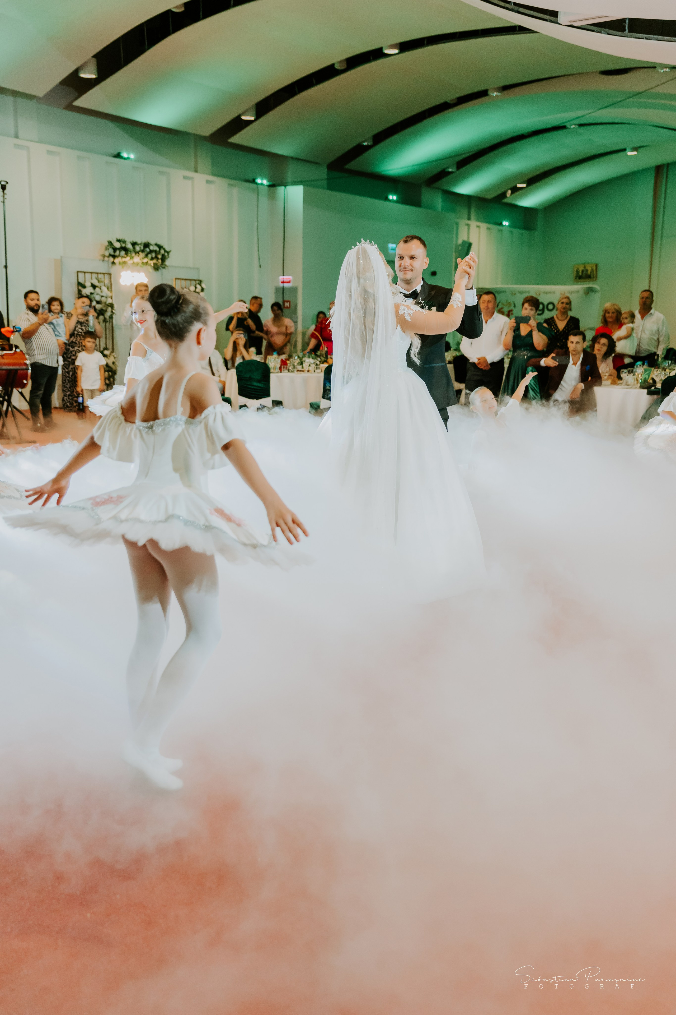 Alexandra & Andrei. Sebastian Purusniuc Fotograf - Iasi