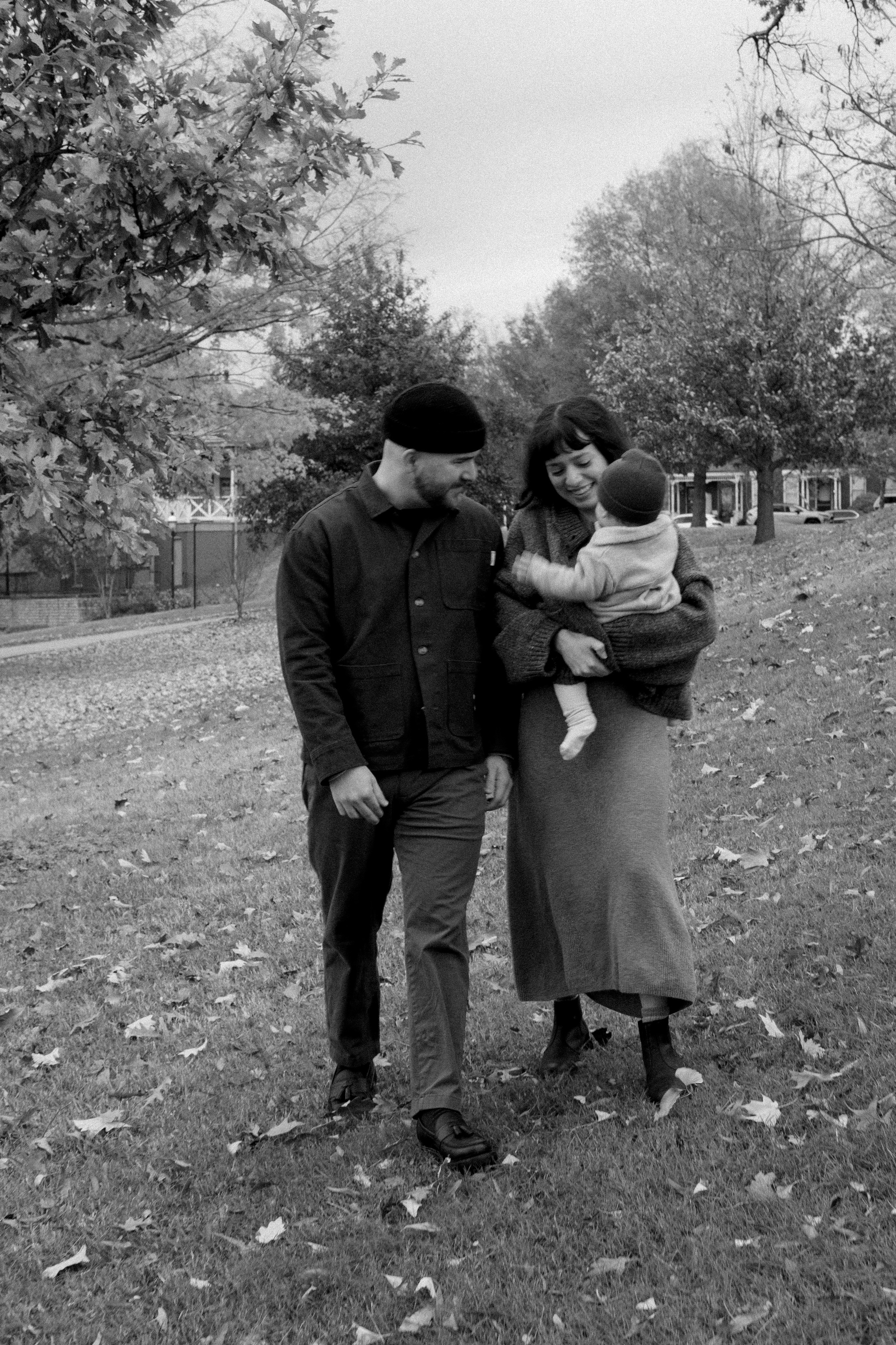 Top Fall Photo Locations in Richmond: Autumn Sessions at Libby Hill Park. Family Photographer Anna Dobrovolskaia | Richmond, VA