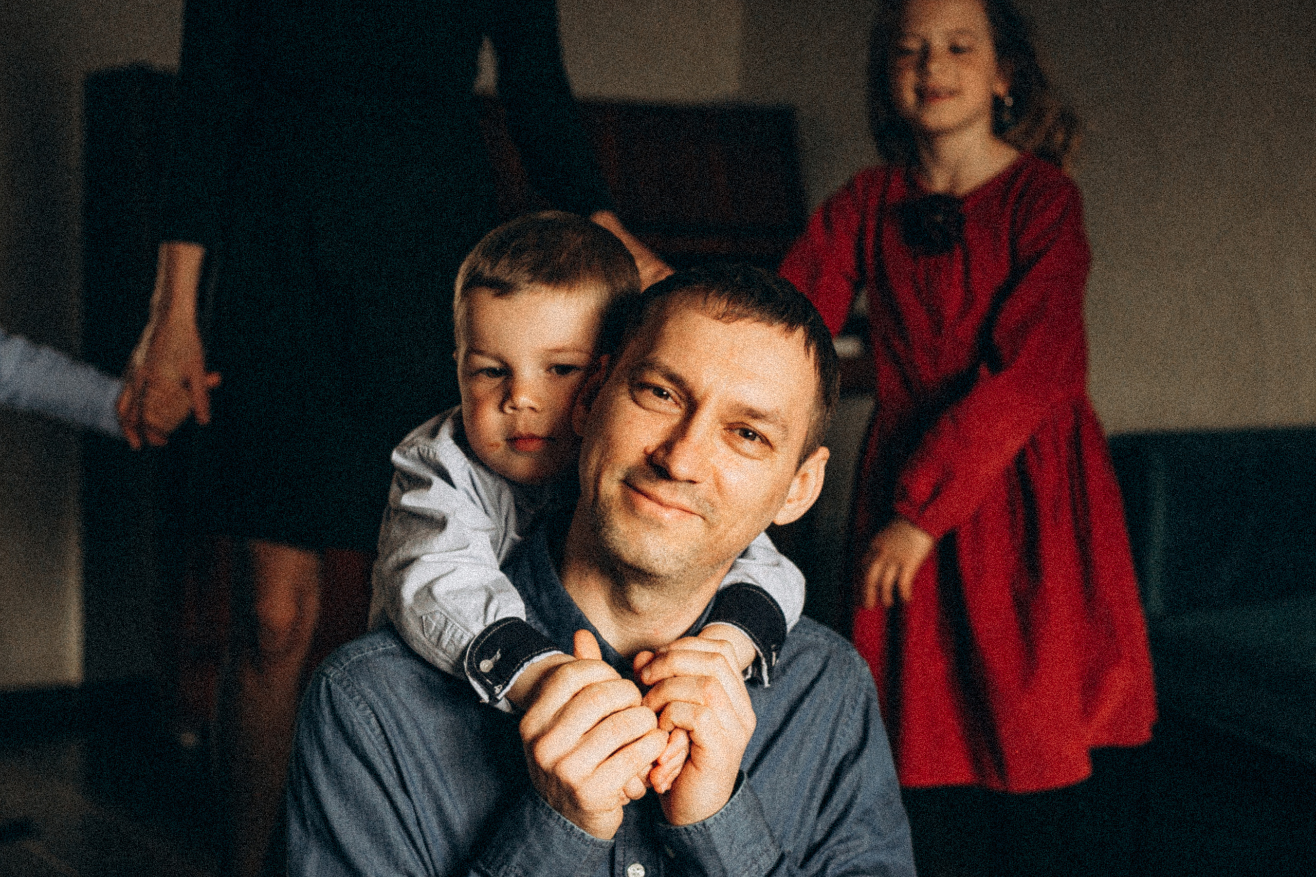 Когда мнго любви, много детей, много счастья