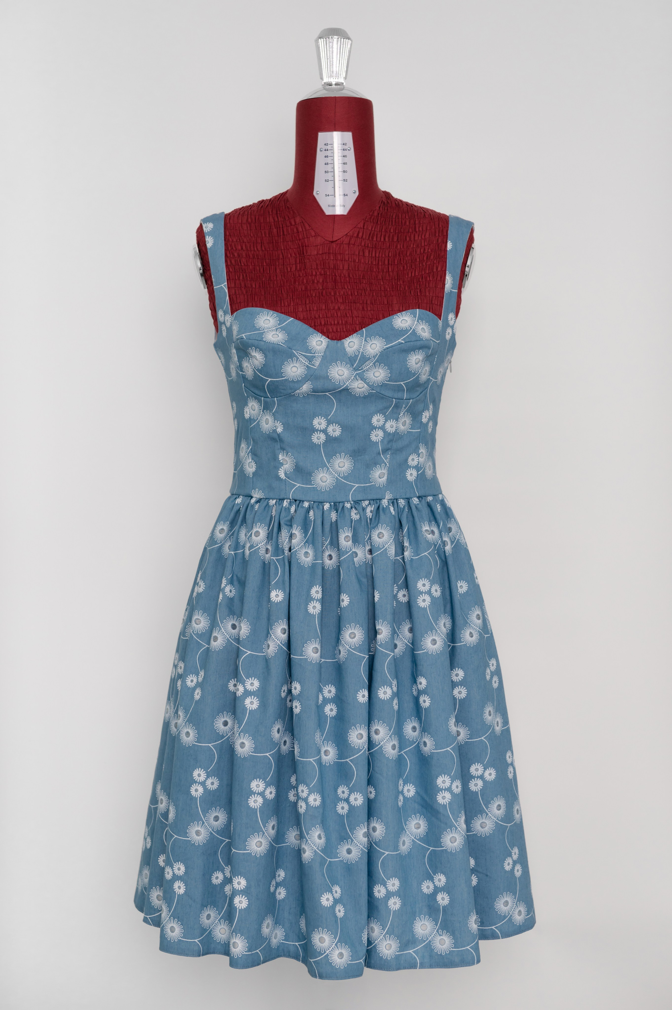 Designer vestimentar: elaborarea, proiectarea și confectionare…