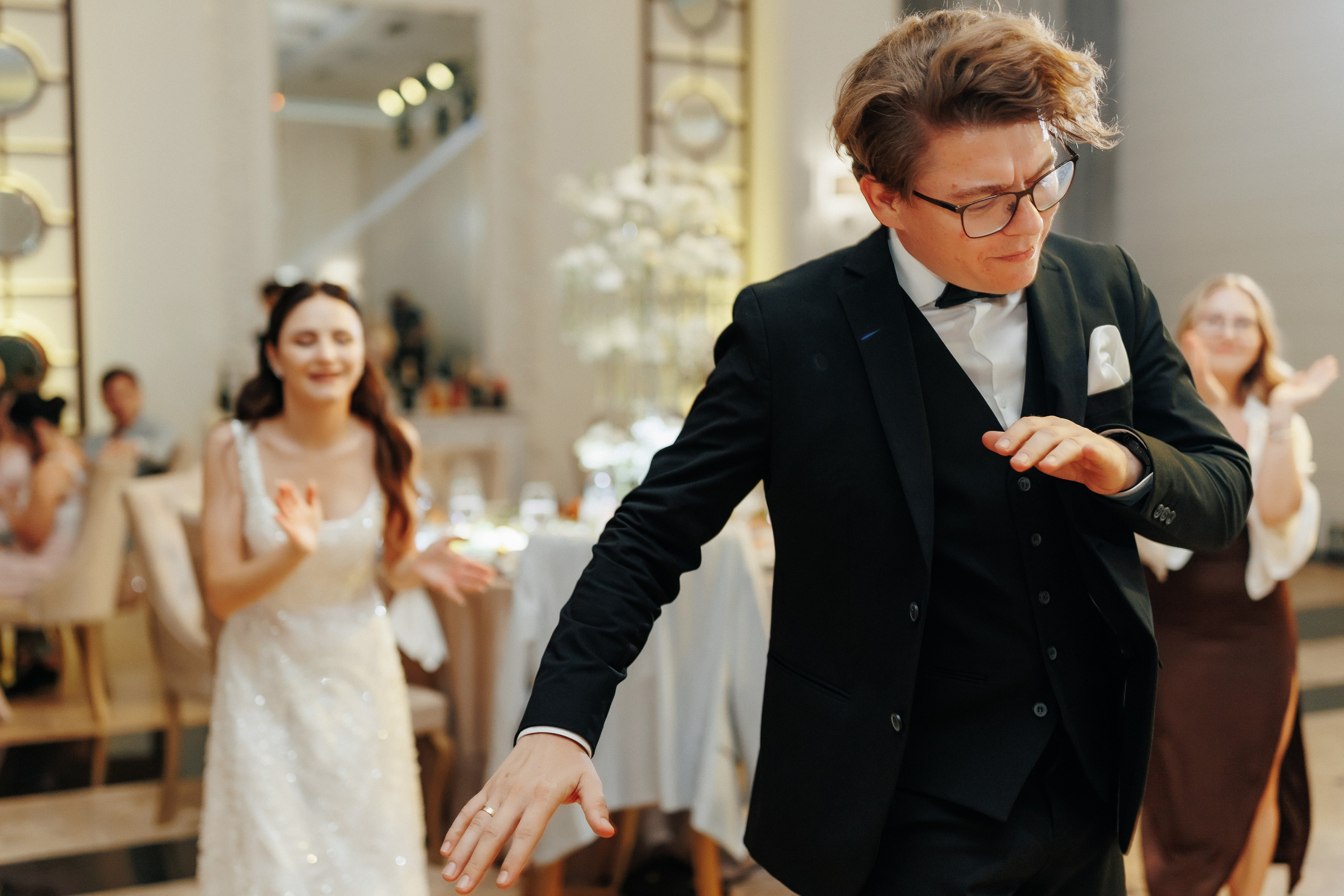 Fotograf de nuntă, artist al emoțiilor și momentelor speciale