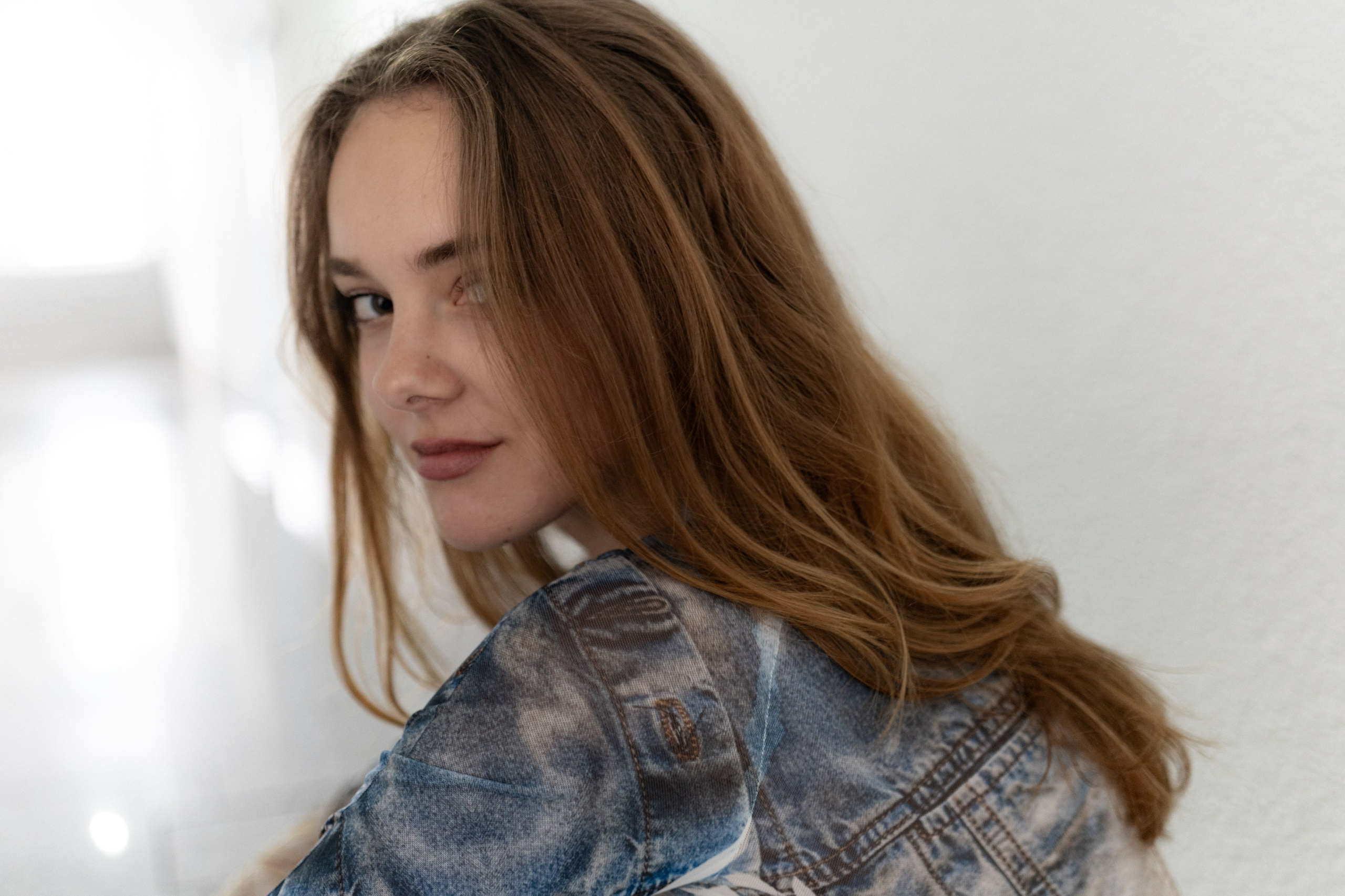 LOLA & OBLIQUE. Portrait photographer in Germany and all over Europe Mischa Blank