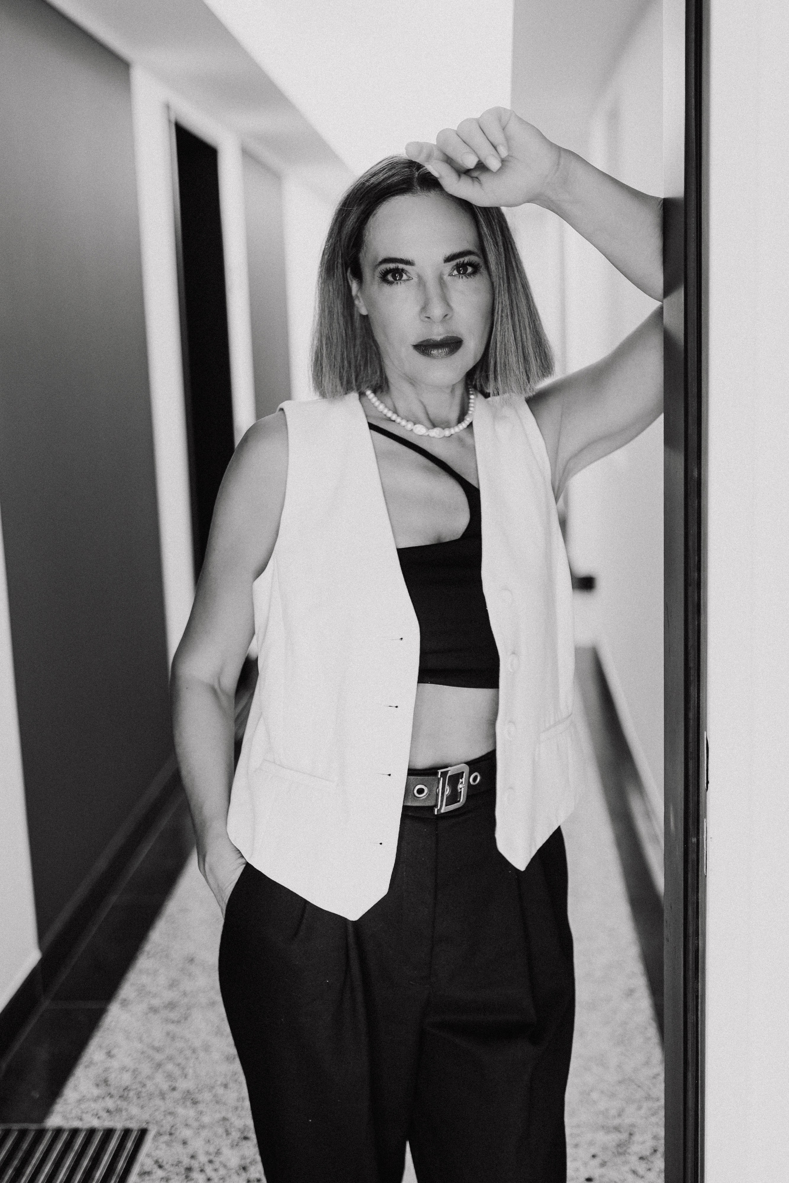 KIRA. Portrait photographer in Germany and all over Europe Mischa Blank