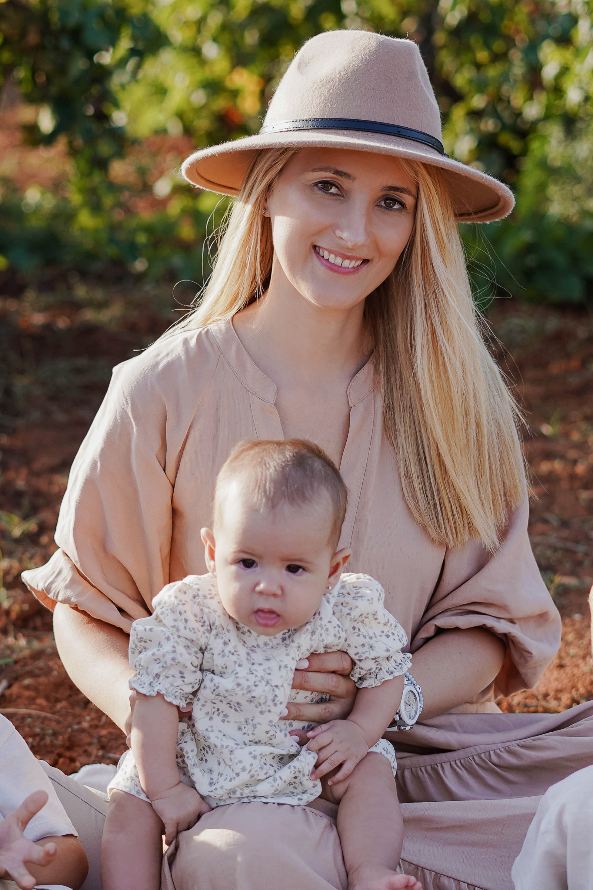 Семейная фотосессия в виноградниках Испания. Индивидуальный, семейный, свадебный фотограф Бенидорм Диана Меметова