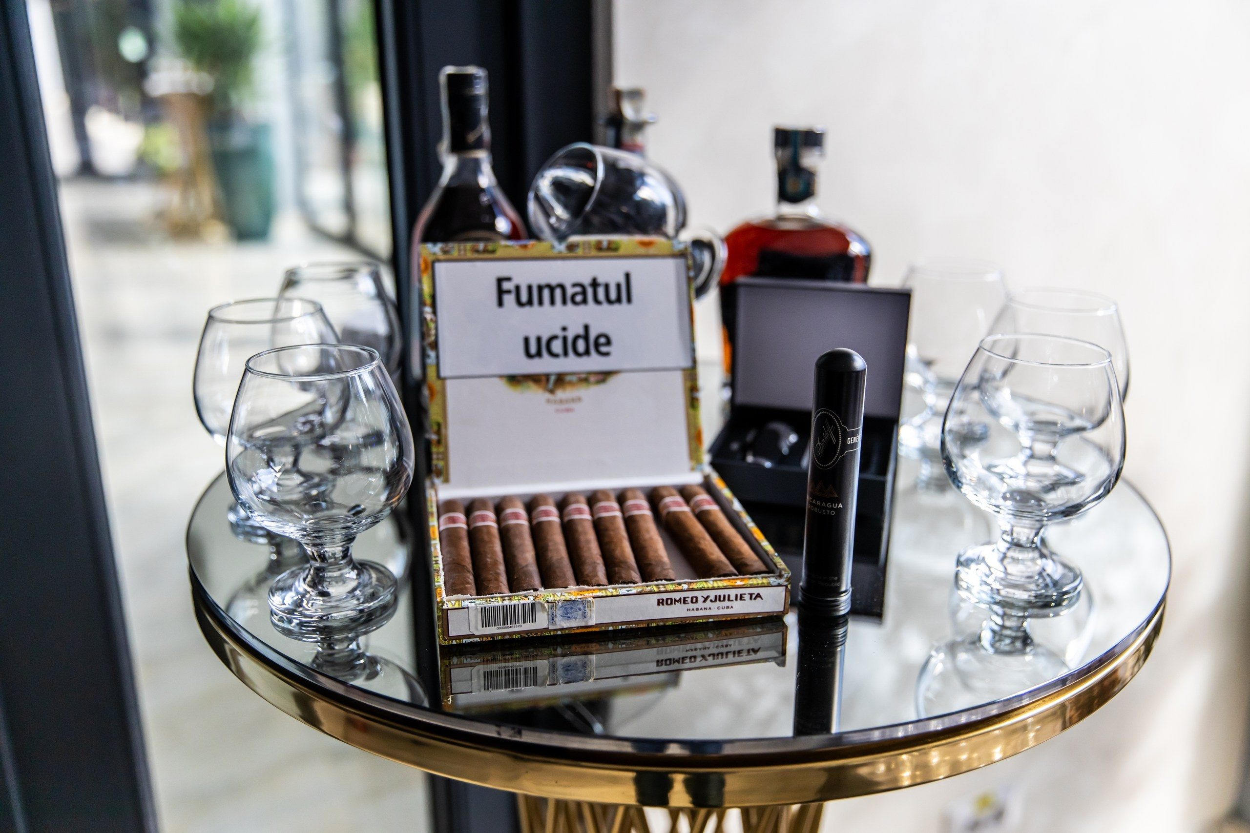 fotograf botez , fotografie botez Botoșani, fotograf Alin Chirilă, amintiri botez, fotografii botez, botez Miruna Parascheva, fotograf copii, fotografie botez în Botoșani-alt="botez , fotografie botez Alin Chirilă, amintiri botez, fotografii emoționante botez Botoșani"-- fotografii-botez-bebelus- amintiri-botez-micuț- moment-sfânt-crestinare- fotografie-emotionanta-botez- detalii-botez-bebelusi- parinti-fericiti-la-botez- fotograf-botez-profesionist- botez-in-biserica-ortodoxa- micuț-botezat-cu-emoție- zâmbete-și-lacrimi-la-botez- bebeluș-la-cristelniță- decor-botez-colorat- botez-cu-dragoste-și-credință- emotie-pura-la-botez- fotograf-botez-botosani- botez-iasi-suceava-fotograf- amintiri-nepretuite-botez-- Preotul ținându-l pe micuțul Mathias Gabriel la botez, în biserica Înălțarea Domnului, Copălău - Detalii de la botezul lui Mathias – lumânare, trusou și icoană - Familia lui Mathias Gabriel alături de micuț, în ziua botezului - Portret emoționant cu mama și bebelușul în brațe, în biserică,fotograf profesionist evenimente Botoșani, Iași, Suceava, Fălticeni, Bacău, Pașcani, Roman - AlinoFotoStudio by Alin Chirilă - servicii foto nuntă, botez, cununie, ședințe foto creative, albume personalizate, fotografii emoționante și calitative pentru cele mai importante momente din viață,fotograf nuntă Botoșani Alin Chirilă, ședință foto botez Iași - AlinoFotoStudio, servicii fotograf profesionist evenimente Suceava, fotograf cununie civilă Fălticeni - Alin Chirilă, album foto nuntă personalizat Bacău.“Bebeluș botezat în biserică, ținut în brațe de nași” • “Detaliu cu lumânarea de botez decorată cu flori albe” • “Părinți emoționați alături de copilul lor la ceremonia de botez” • “Masa festivă de botez cu decor tematic și tort personalizat” • “Momentul în care preotul toarnă apă sfințită pe fruntea bebelușului” “Bebeluș în rochie albă de botez, zâmbind în brațele mamei” • “Detaliu cu cruciulița de botez așezată pe o pernă de satin” • “Părinți și nași aprinzând lumânările în timpul ceremoniei de botez” • “Tort de botez decorat cu figurine tematice și numele copilului” • “Copil botezat dormind liniștit în pătuțul decorat festiv” • “Momentul în care preotul binecuvântează copilul în fața altarului” • “Invitați adunându-se în jurul mesei festive la petrecerea de botez” • “Bebeluș ținând în mână o jucărie personalizată primită la botez” • “Familie fericită pozând împreună după ceremonia de botez” • “Decor tematic cu baloane și flori la locația petrecerii de botez” fotograf Botoșani fotograf evenimente fotograf botez Alin Chirila fotograf alinofotostudio.fotograf botez Amelis Maria, fotografie botez Botoșani, fotograf Alin Chirilă, amintiri botez, fotografii botez, botez Amelis Maria, fotograf copii, fotografie botez în Botoșani,