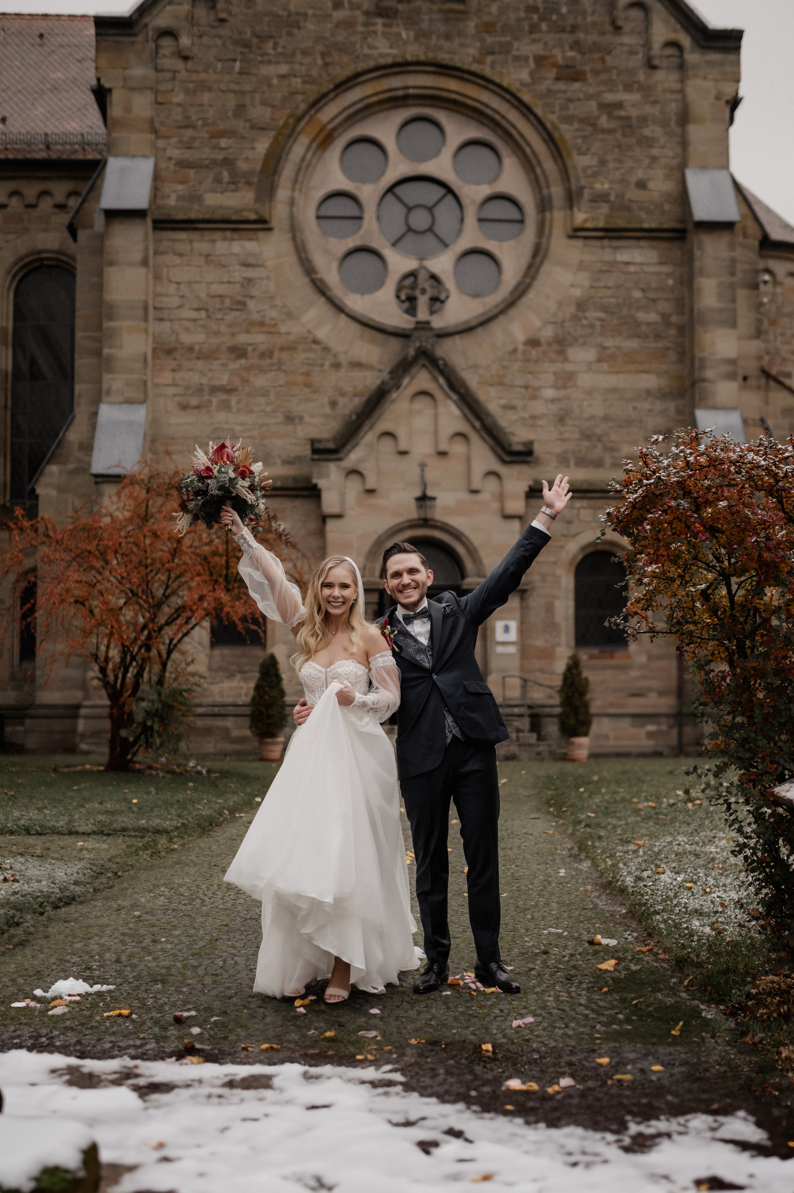 WINTER WEDDING IN NEUENDETTELSAU. Фотограф в Нюрнберге Ирина Менерт из Ансбаха