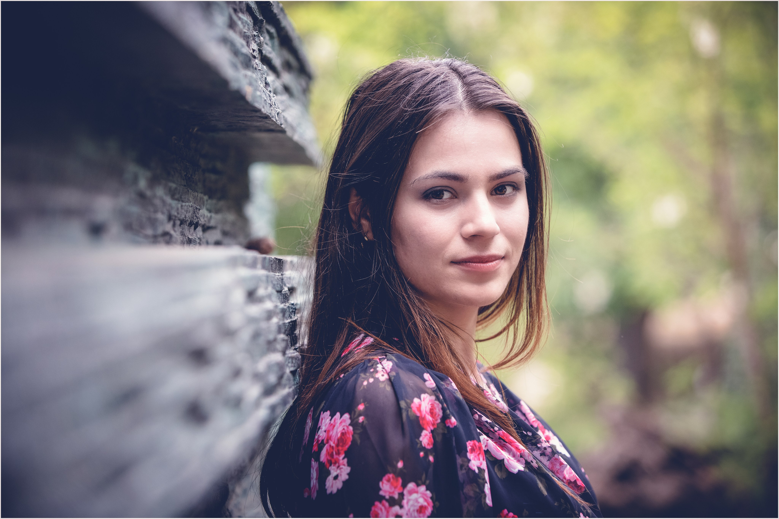 Servicii foto video.- Save the Date Bogdan & Iazmina 2024 – o nuntă de neuitat - Save the Date 2024 – Bogdan & Iazmina, iubire și emoție - Save the Date – Bogdan & Iazmina – povestea lor începe acum - Save the Date Bogdan & Iazmina 2024 – detalii de la nunta lor - Fotografii Save the Date Bogdan & Iazmina 2024 – momente speciale, fotograf Botoșani -servicii foto-video-botosani-alin-chirila-fotograf-alinofotostudio-uvertura-mall-servicii-foto