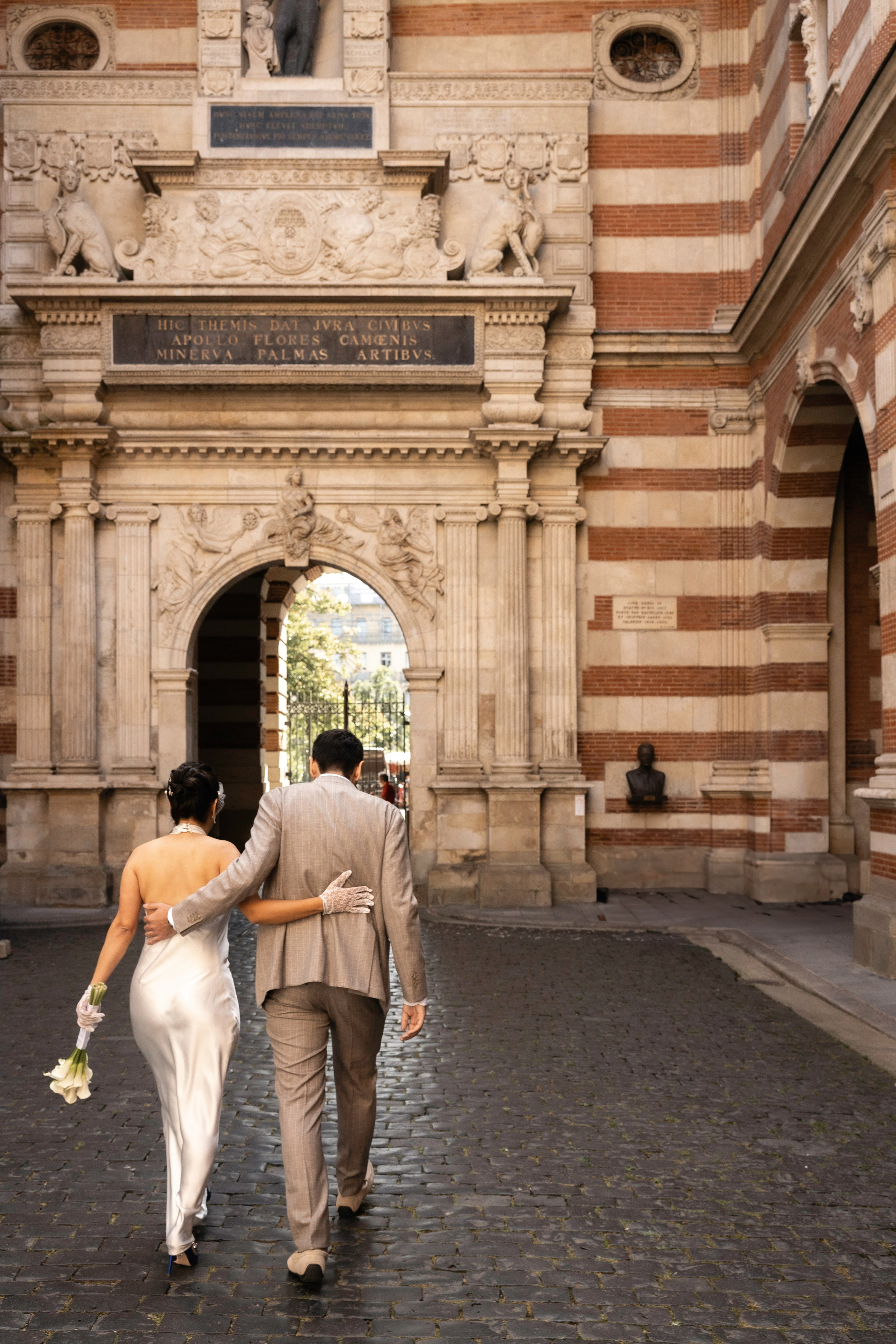 Пега и Пол. Свадьба в Капитолии. Тулуза. Евгения Смирнова — фотограф в Тулузе и юго-западной Франции