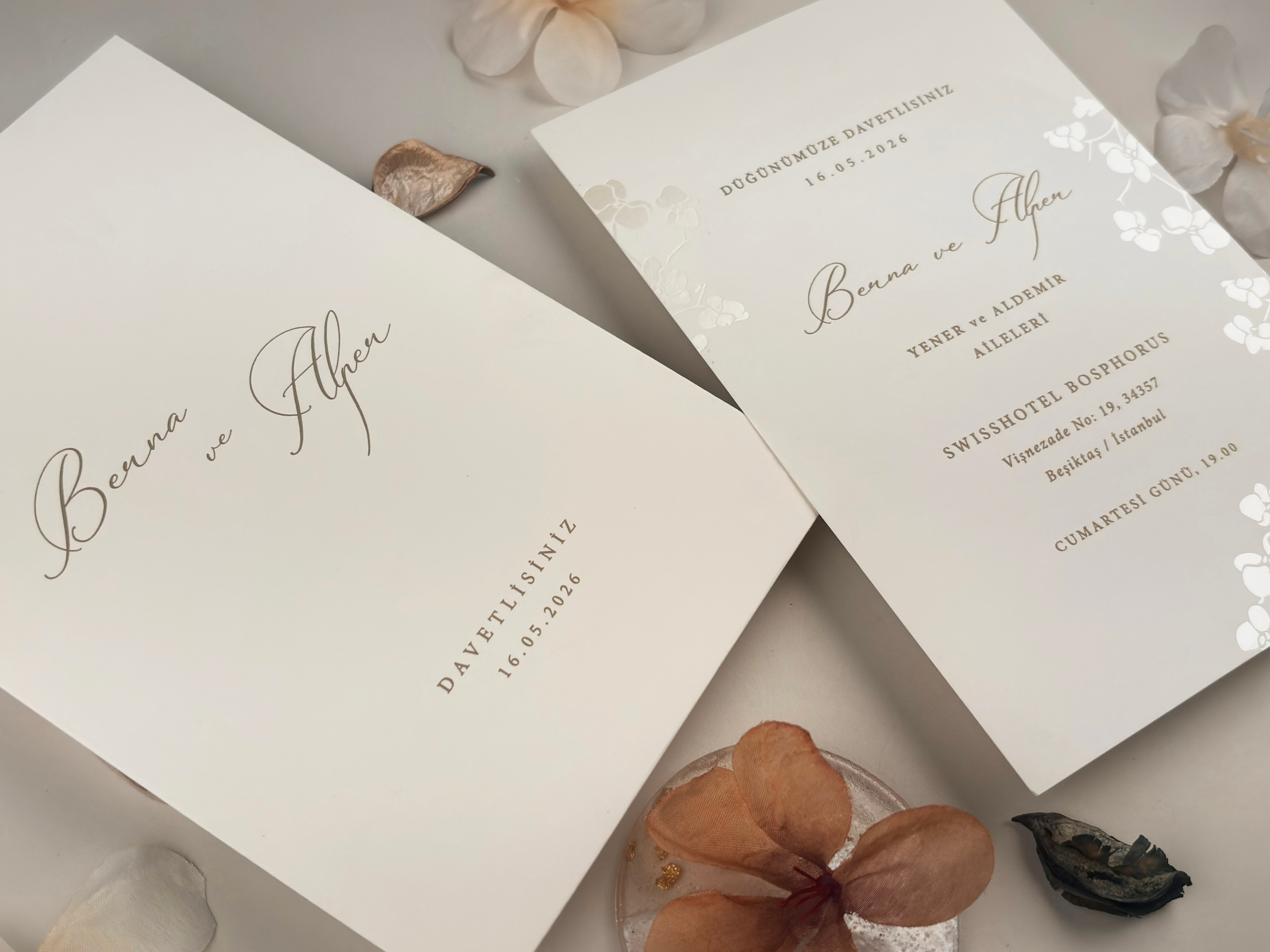 Invitații Elegante și Refined: Catalogul Ellite | Nunta, Petreceri, Evenimente Corporate.- invitații nuntă - modele invitații nuntă - invitații nuntă 2025 - invitații de nuntă elegante - invitații de nuntă personalizate - invitații nuntă online - invitații nuntă handmade - catalog invitații nuntă - invitații originale nuntă - invitații de nuntă moderne - invitații nuntă vintage - invitații nuntă rustice - invitații nuntă clasice - design invitații nuntă - invitații de nuntă cu tematică.- invitații nuntă florale - invitații nuntă boho - invitații nuntă aurii - invitații nuntă minimaliste - invitații nuntă cu sigiliu - invitații nuntă cu acuarelă - invitații nuntă cu fotografie - invitații nuntă cu inițiale - invitații nuntă elegante alb-negru - invitații nuntă cu hârtie texturată - invitații nuntă cu decupaj laser - invitații nuntă cu flori uscate. - print invitații nuntă - invitații nuntă personalizate cu numele mirilor - invitații nuntă cu plic inclus - invitații nuntă cu cartolină dublă - invitații nuntă calitate premium - invitații nuntă ieftine - invitații nuntă rapide.- invitații nuntă România - invitații nuntă București / Botoșani . Iași suceava- invitații nuntă cu livrare în țară - invitații nuntă online România.- „Invitație de nuntă elegantă cu design floral și plic crem” - „Model de invitație de nuntă vintage cu sigiliu de ceară” - „Set complet invitații de nuntă personalizate cu inițialele mirilor” - „Invitație de nuntă modernă cu design minimalist și text negru pe fundal alb” - „Invitație de nuntă rustică pe hârtie kraft cu șnur de iută” - „Invitație de nuntă cu decupaj laser și detalii aurii” - „Invitație de nuntă în stil boho cu imprimeu floral colorat” - „Invitație romantică de nuntă cu flori uscate și panglică din satin” - „Invitație de nuntă clasică cu monogramă și font caligrafic” - „Invitație de nuntă în stil glamour cu folie aurie și text embosat”- „Model de invitație de nuntă 2025 cu design elegant și font modern” - „Cele mai noi invitații de nuntă 2025 – stil floral, sofisticat”