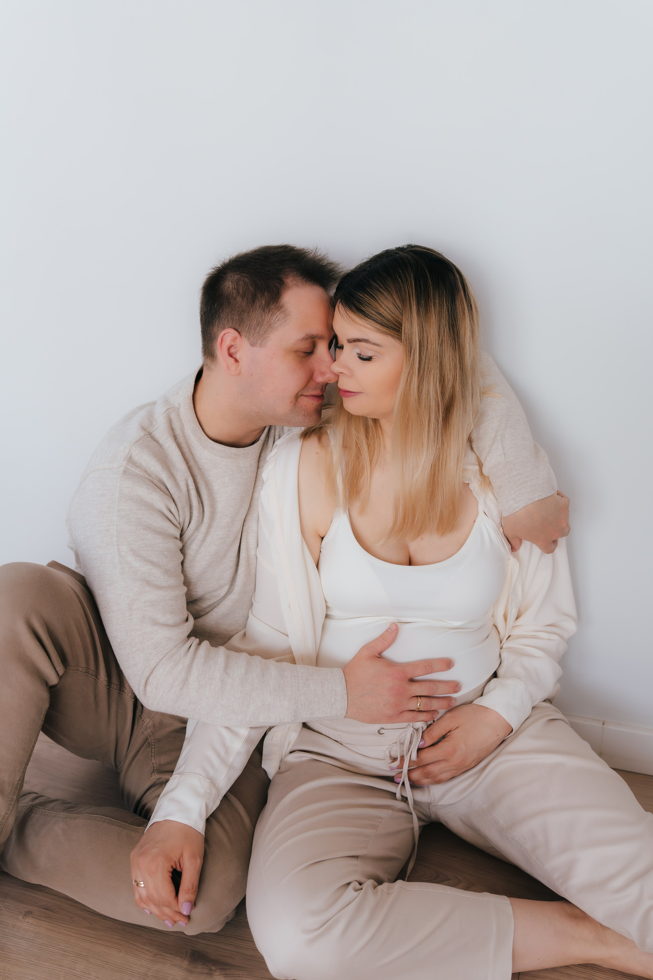 SESJE CIĄŻOWE I NOWORODKOWE. Fotograf ślubny & lifestyle Gdańsk, Karolina Baczewska