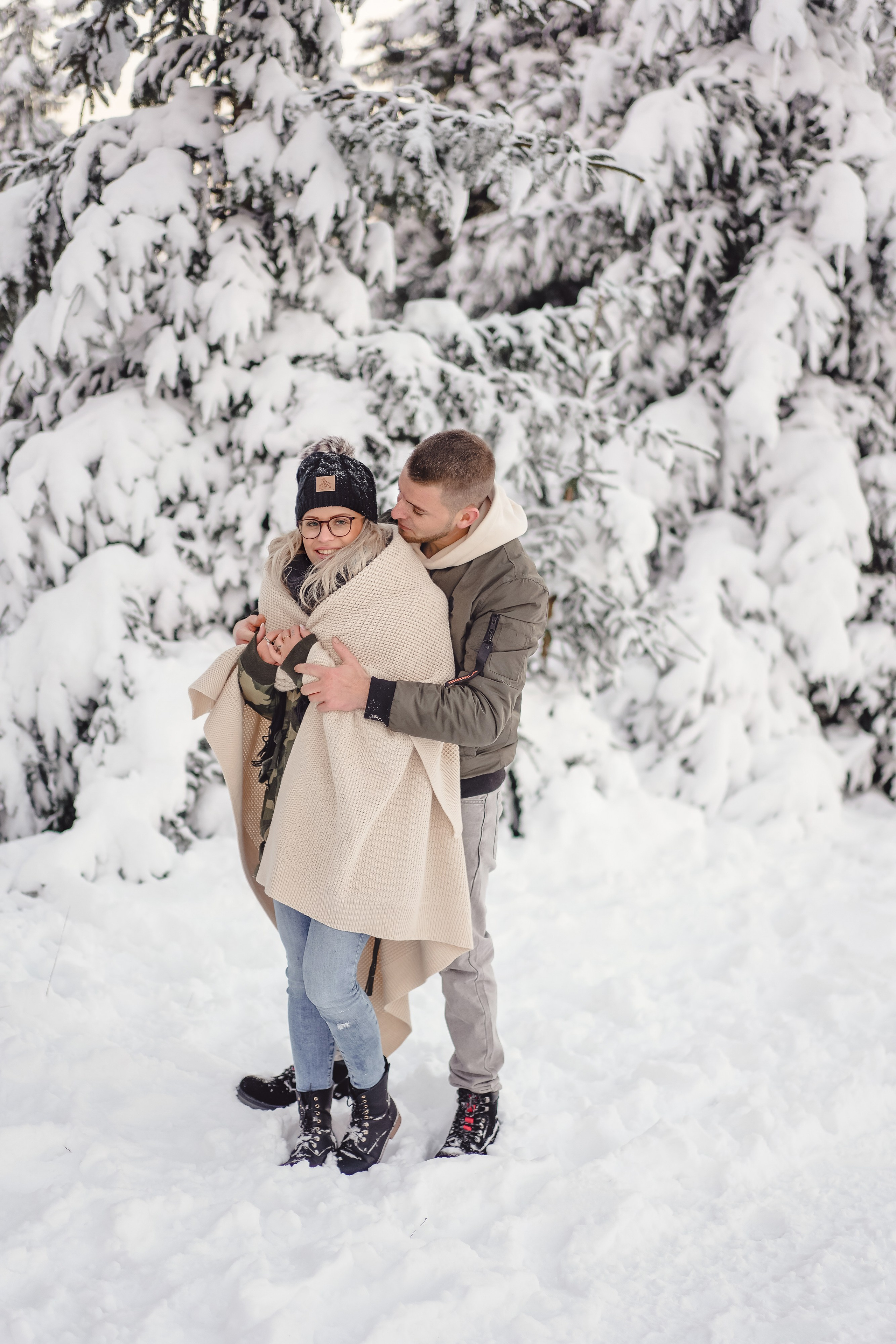 Winter Lovestory. Portraitfotografie in Gründau Elena Ohnstedt