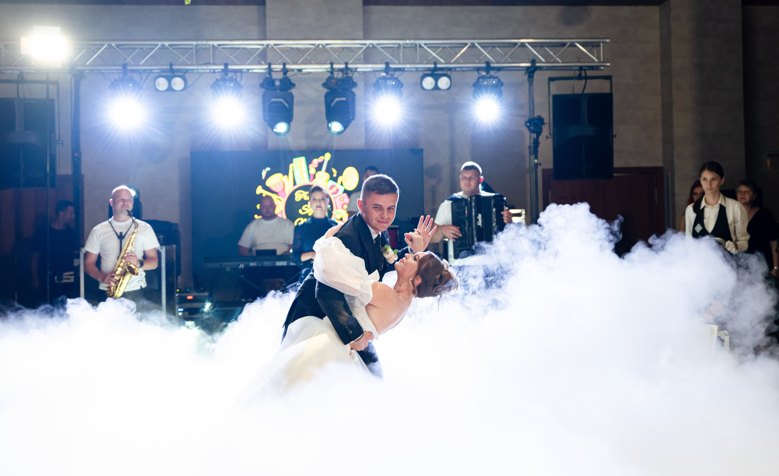 InstaStudio – Fotograf & Videograf Nuntă Suceava|Evenimente România