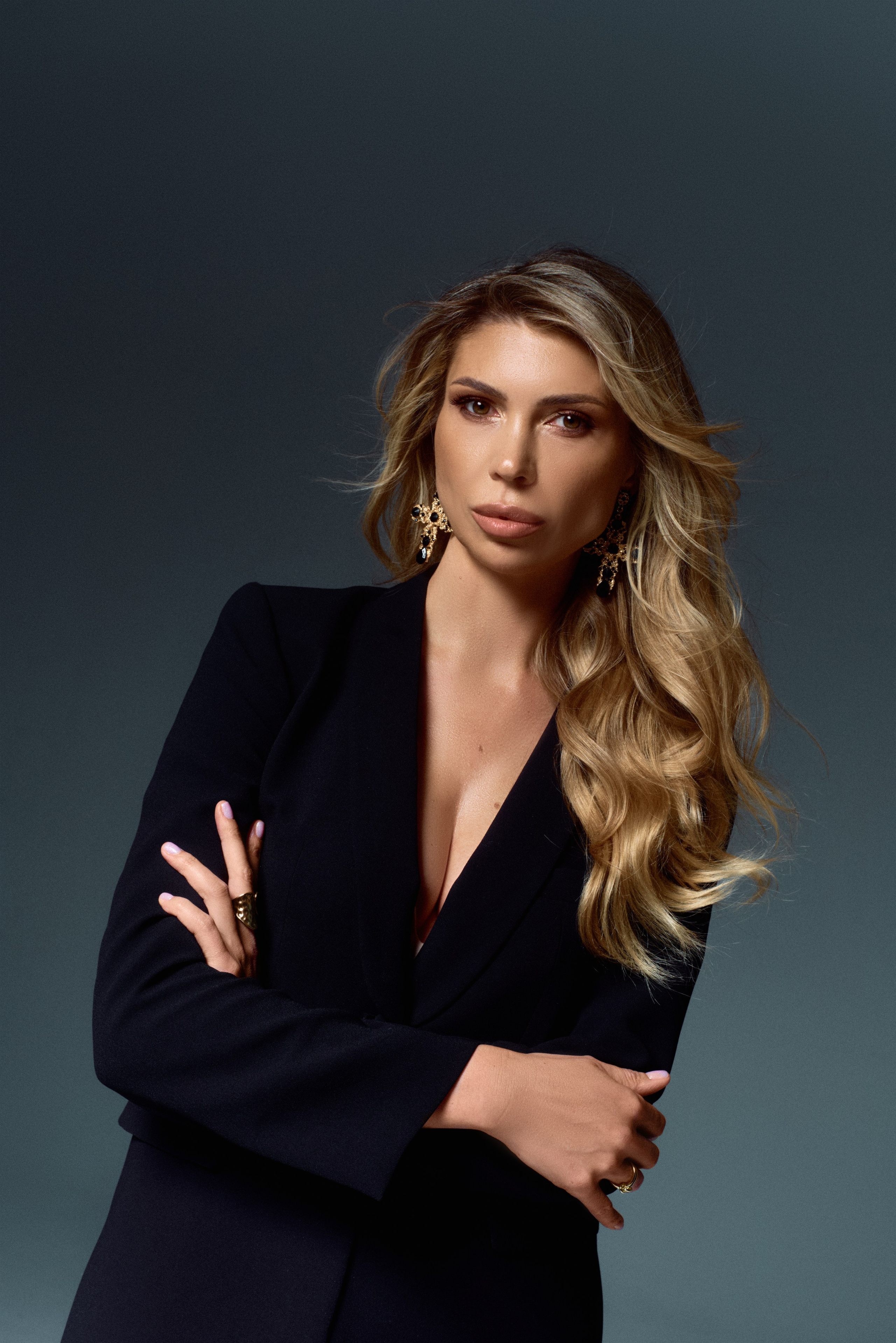 Exclusive Photography for Private Clients in Nice, Cannes, Paris, Milan, Dubai and Europe | Alisa Postnykova. Portrait & Fashion Photographer | Сannes, Paris, Monaco, Dubai, Kyiv — - Alisa Postnykova