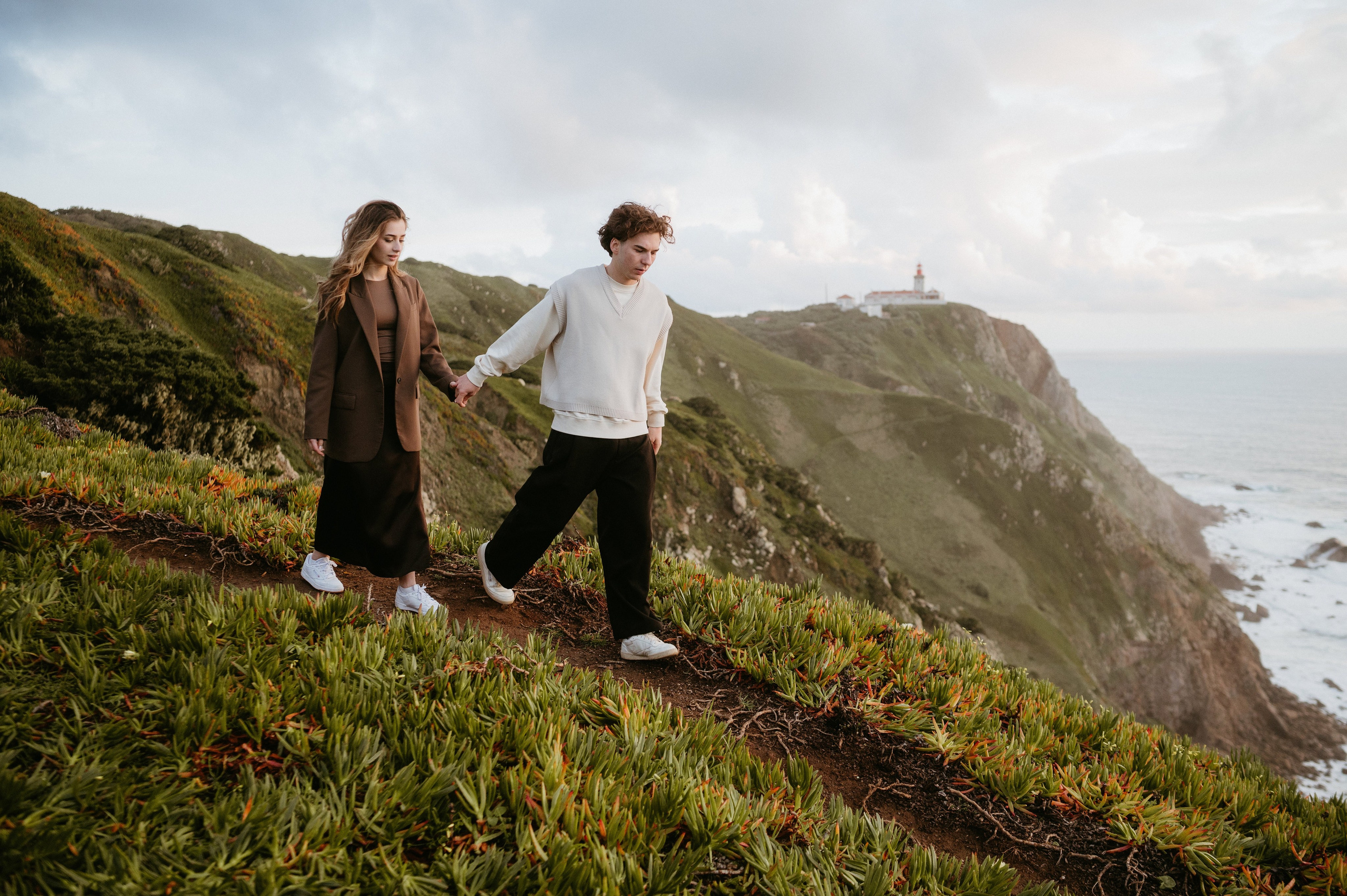 Praia da Ursa – ședință foto de cuplu într-un loc magic din Portugalia. Valentin Melen - fotograf de nunta 🤍