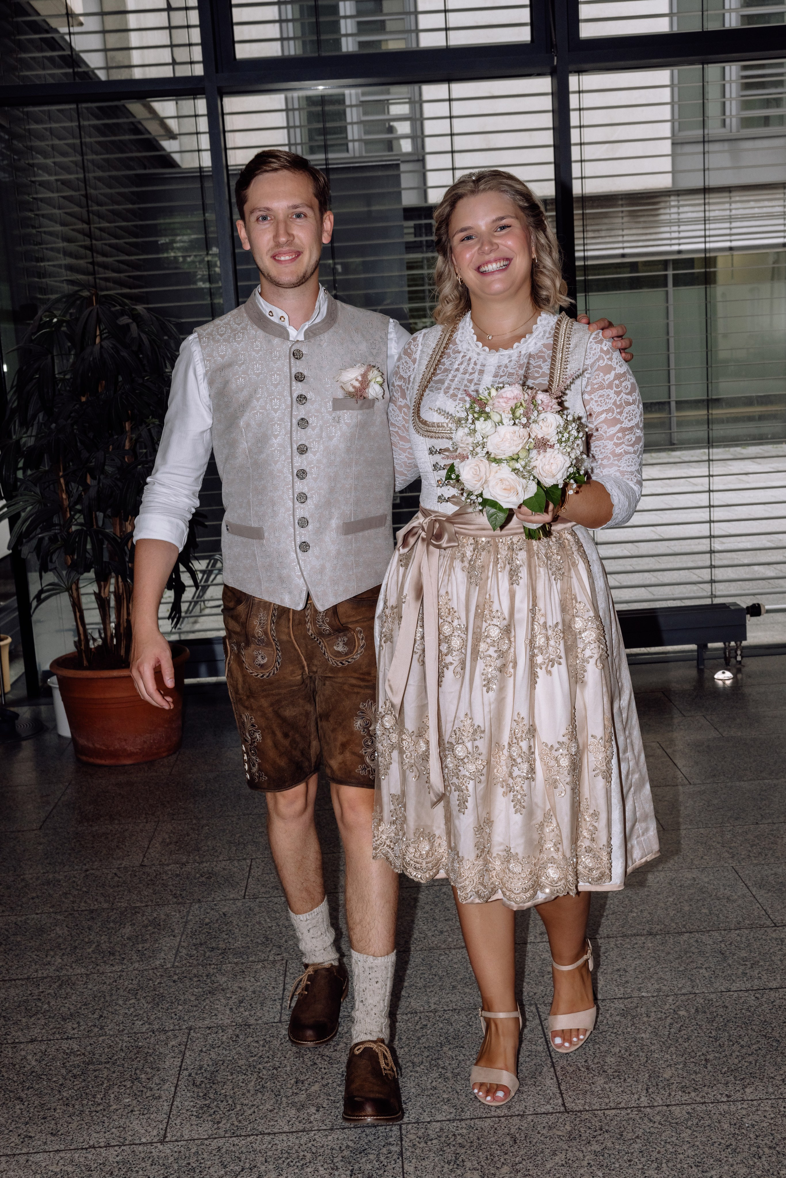Pasing und Schloss Blutenburg. Hochzeitsfotograf München Taufe Familienfotograf Tanja Mauke