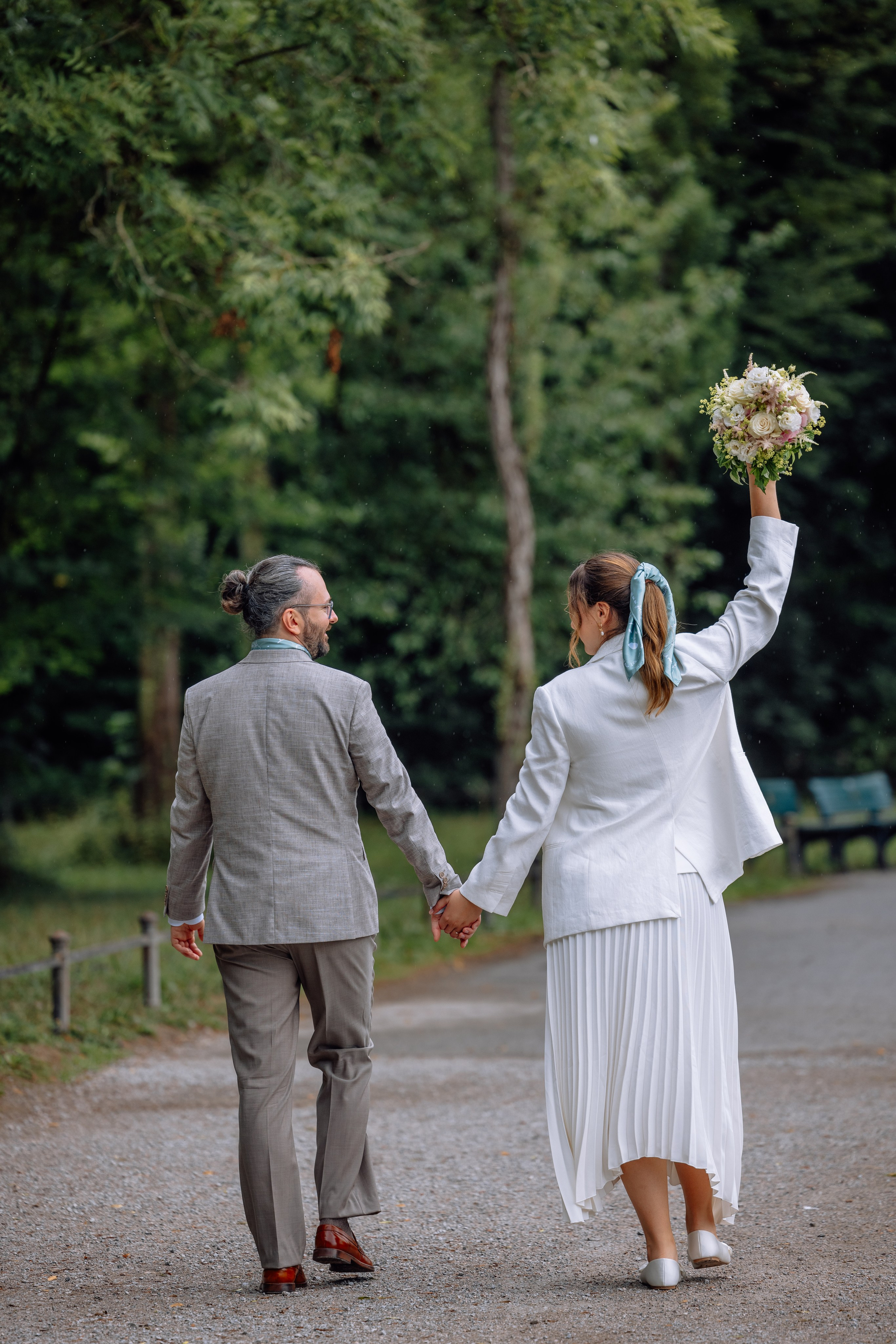 Corinna und Daniel: romantische Hochzeit in der Mandlstrasse/Sommer 2025. Hochzeitsfotograf München Taufe Familienfotograf Tanja Mauke