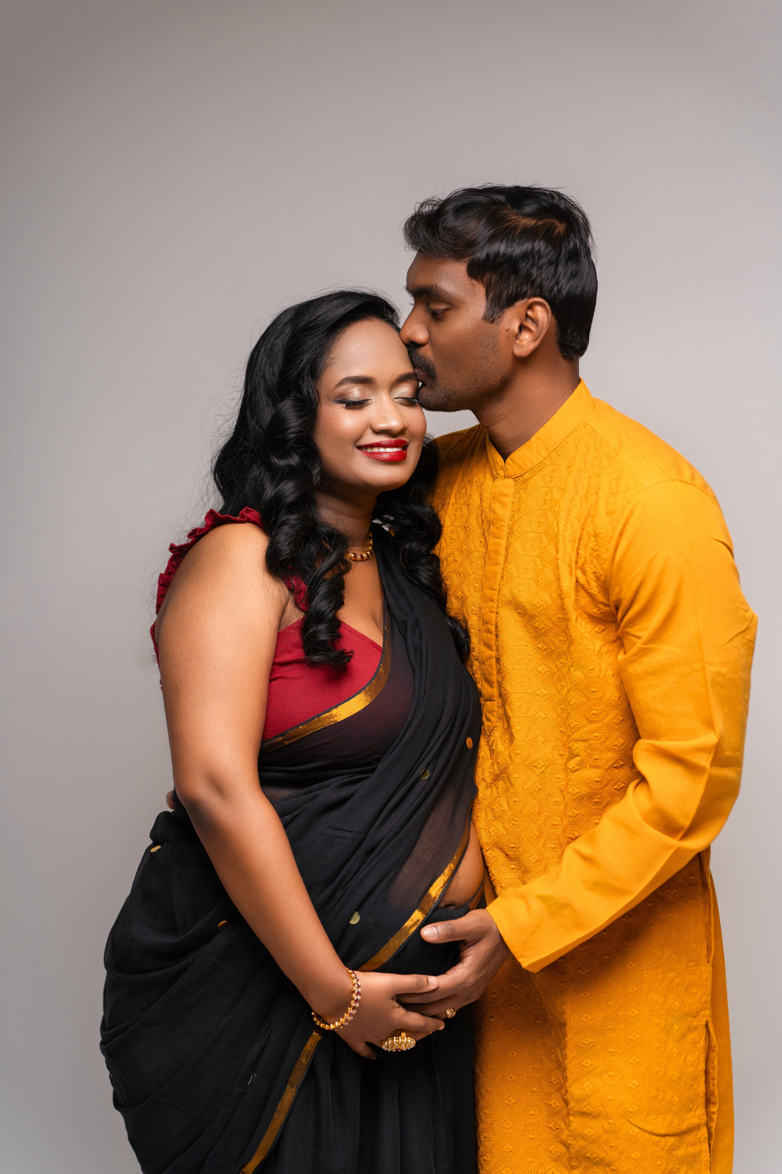 Photographe grossesse Paris, Pregnancy photographer Paris. Photographer in Paris