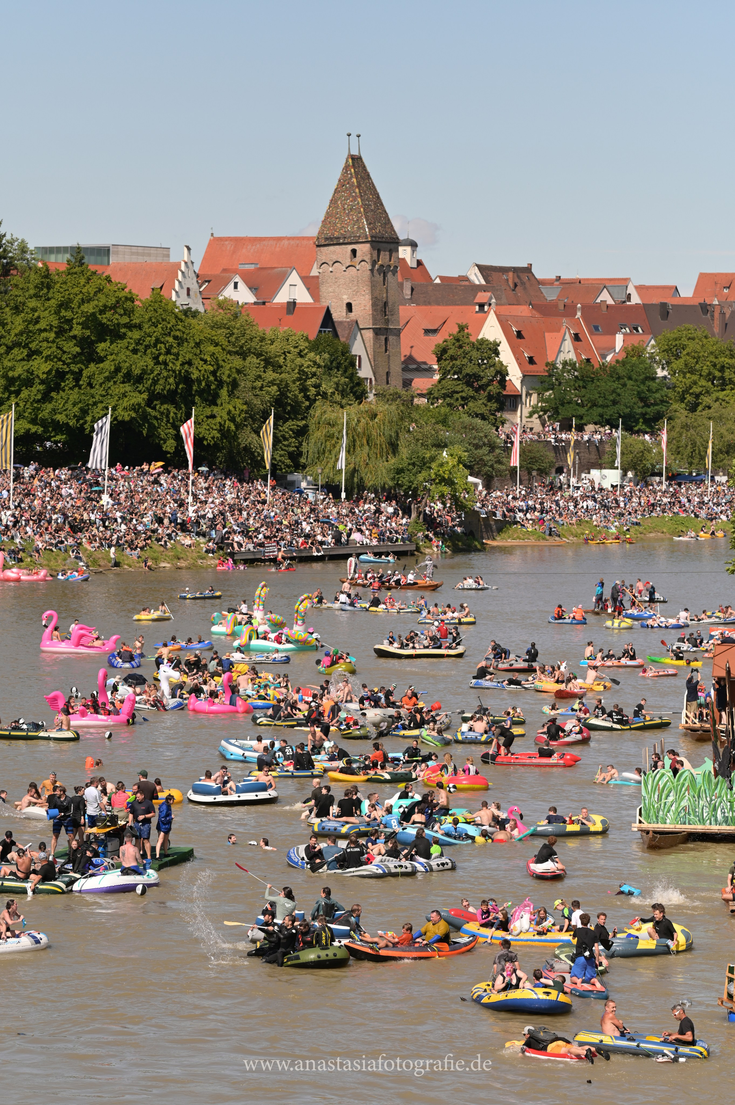 Nabada Ulm 2025. Newbornfotograf Kinderfotograf Ulm Familienfotograf Anastasia Neu-Ulm