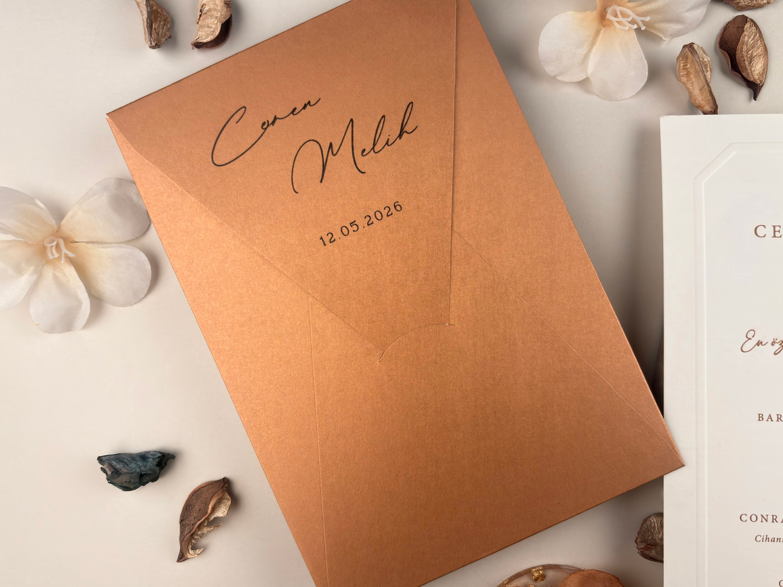 Invitații Elegante și Refined: Catalogul Ellite | Nunta, Petreceri, Evenimente Corporate.- invitații nuntă - modele invitații nuntă - invitații nuntă 2025 - invitații de nuntă elegante - invitații de nuntă personalizate - invitații nuntă online - invitații nuntă handmade - catalog invitații nuntă - invitații originale nuntă - invitații de nuntă moderne - invitații nuntă vintage - invitații nuntă rustice - invitații nuntă clasice - design invitații nuntă - invitații de nuntă cu tematică.- invitații nuntă florale - invitații nuntă boho - invitații nuntă aurii - invitații nuntă minimaliste - invitații nuntă cu sigiliu - invitații nuntă cu acuarelă - invitații nuntă cu fotografie - invitații nuntă cu inițiale - invitații nuntă elegante alb-negru - invitații nuntă cu hârtie texturată - invitații nuntă cu decupaj laser - invitații nuntă cu flori uscate. - print invitații nuntă - invitații nuntă personalizate cu numele mirilor - invitații nuntă cu plic inclus - invitații nuntă cu cartolină dublă - invitații nuntă calitate premium - invitații nuntă ieftine - invitații nuntă rapide.- invitații nuntă România - invitații nuntă București / Botoșani . Iași suceava- invitații nuntă cu livrare în țară - invitații nuntă online România.- „Invitație de nuntă elegantă cu design floral și plic crem” - „Model de invitație de nuntă vintage cu sigiliu de ceară” - „Set complet invitații de nuntă personalizate cu inițialele mirilor” - „Invitație de nuntă modernă cu design minimalist și text negru pe fundal alb” - „Invitație de nuntă rustică pe hârtie kraft cu șnur de iută” - „Invitație de nuntă cu decupaj laser și detalii aurii” - „Invitație de nuntă în stil boho cu imprimeu floral colorat” - „Invitație romantică de nuntă cu flori uscate și panglică din satin” - „Invitație de nuntă clasică cu monogramă și font caligrafic” - „Invitație de nuntă în stil glamour cu folie aurie și text embosat”- „Model de invitație de nuntă 2025 cu design elegant și font modern” - „Cele mai noi invitații de nuntă 2025 – stil floral, sofisticat”