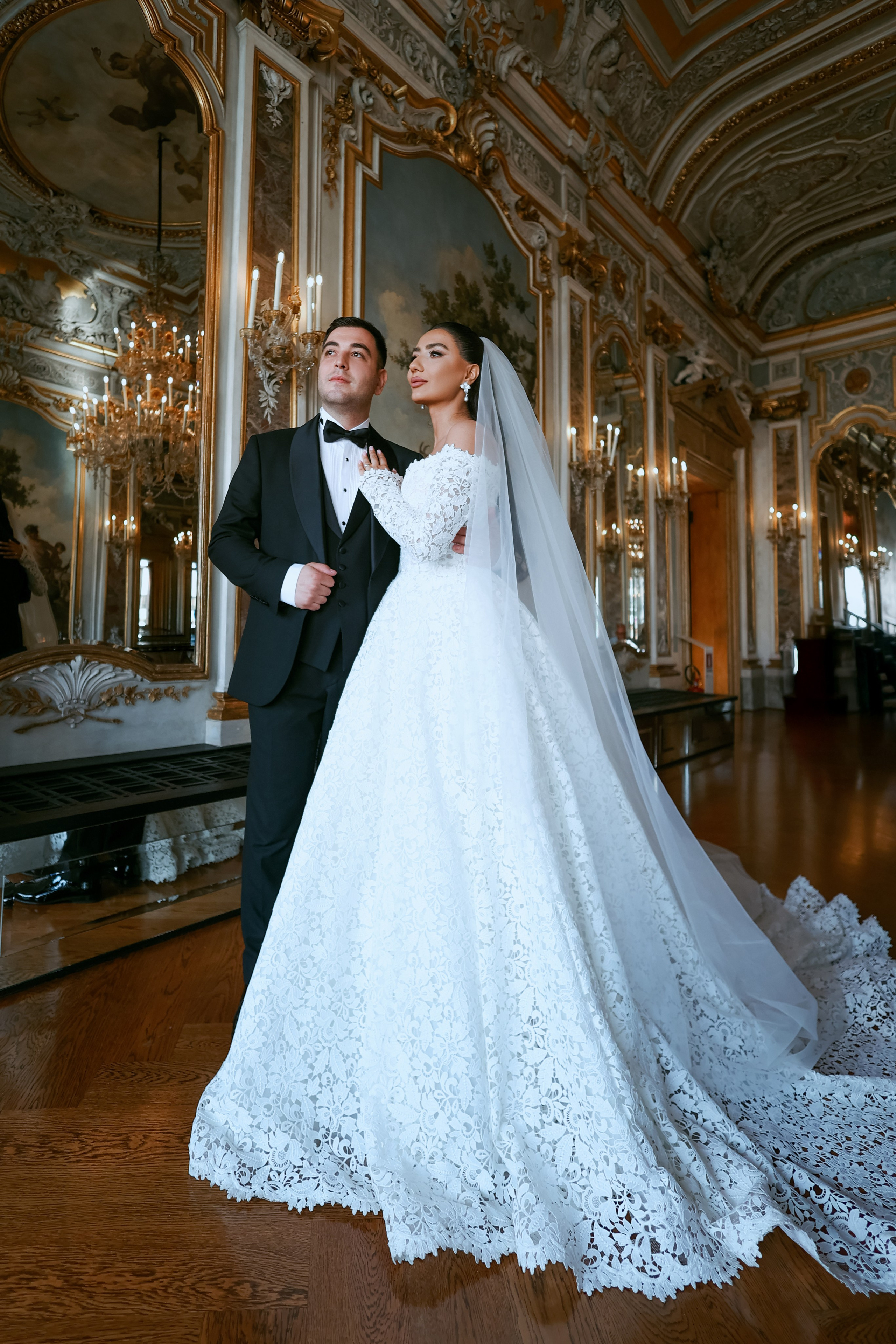 Lake Braies Elopement Photographer | Venice & Dolomites. Photographer in Venice, Viktoria Antonova