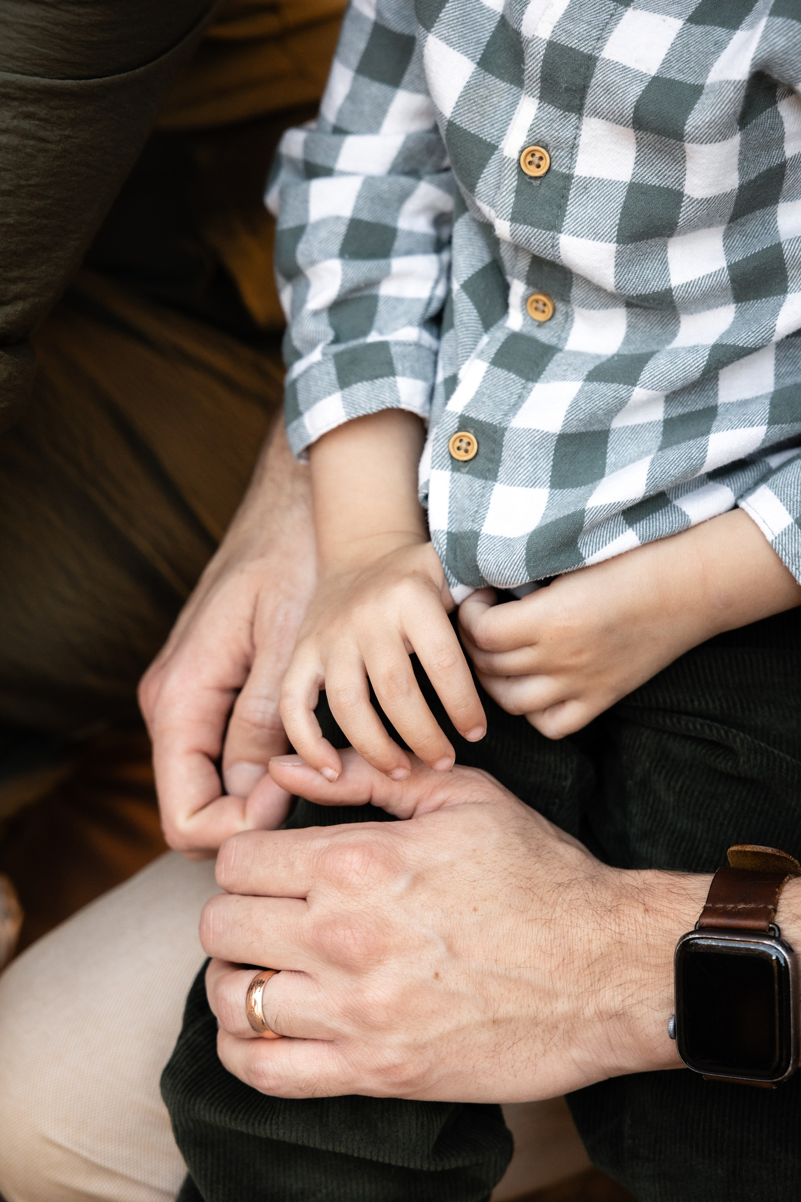 Семейная фотосъемка в стиле лайфстайл в Тулузе: душевная фотосессия для семьи экспатов. Евгения Смирнова — фотограф в Тулузе и юго-западной Франции