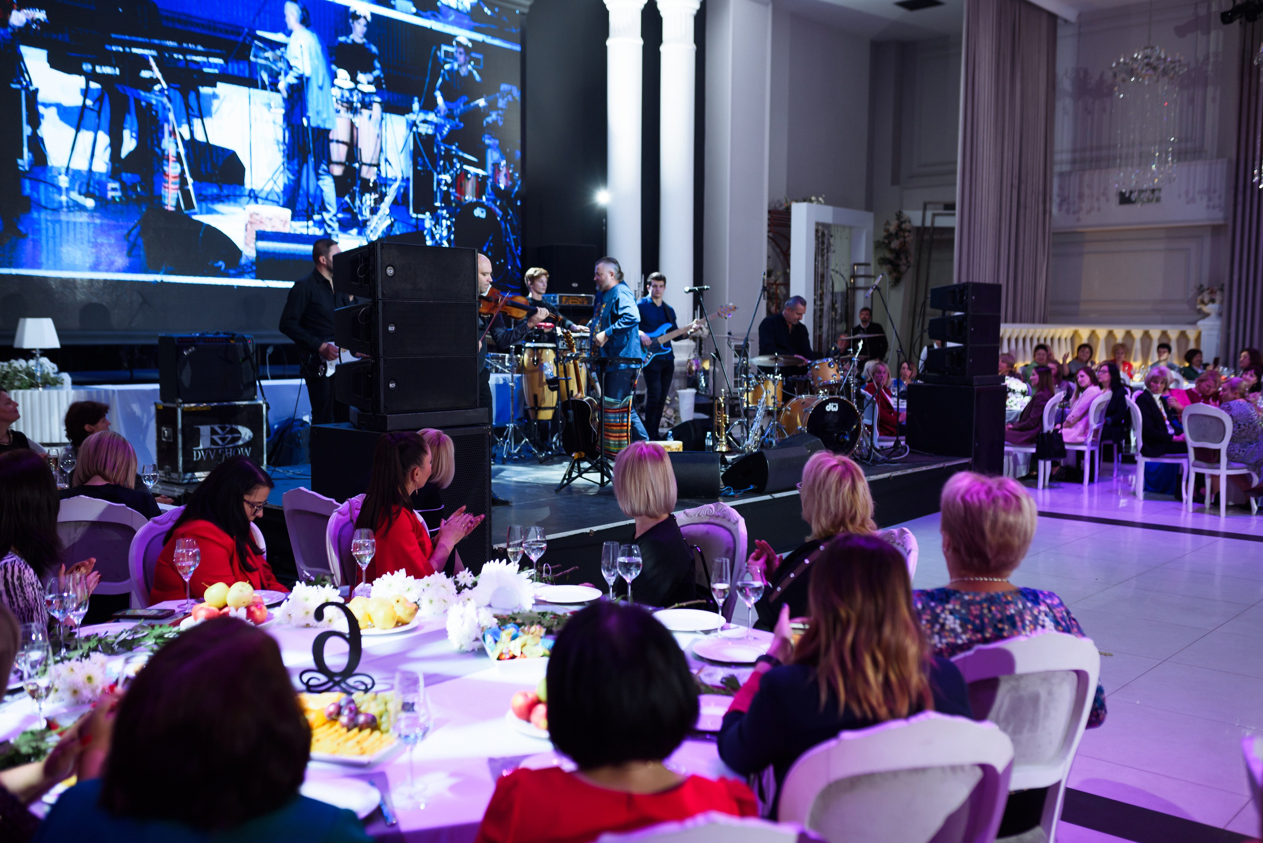 Креативная компания, профессиональная видео фото съемка