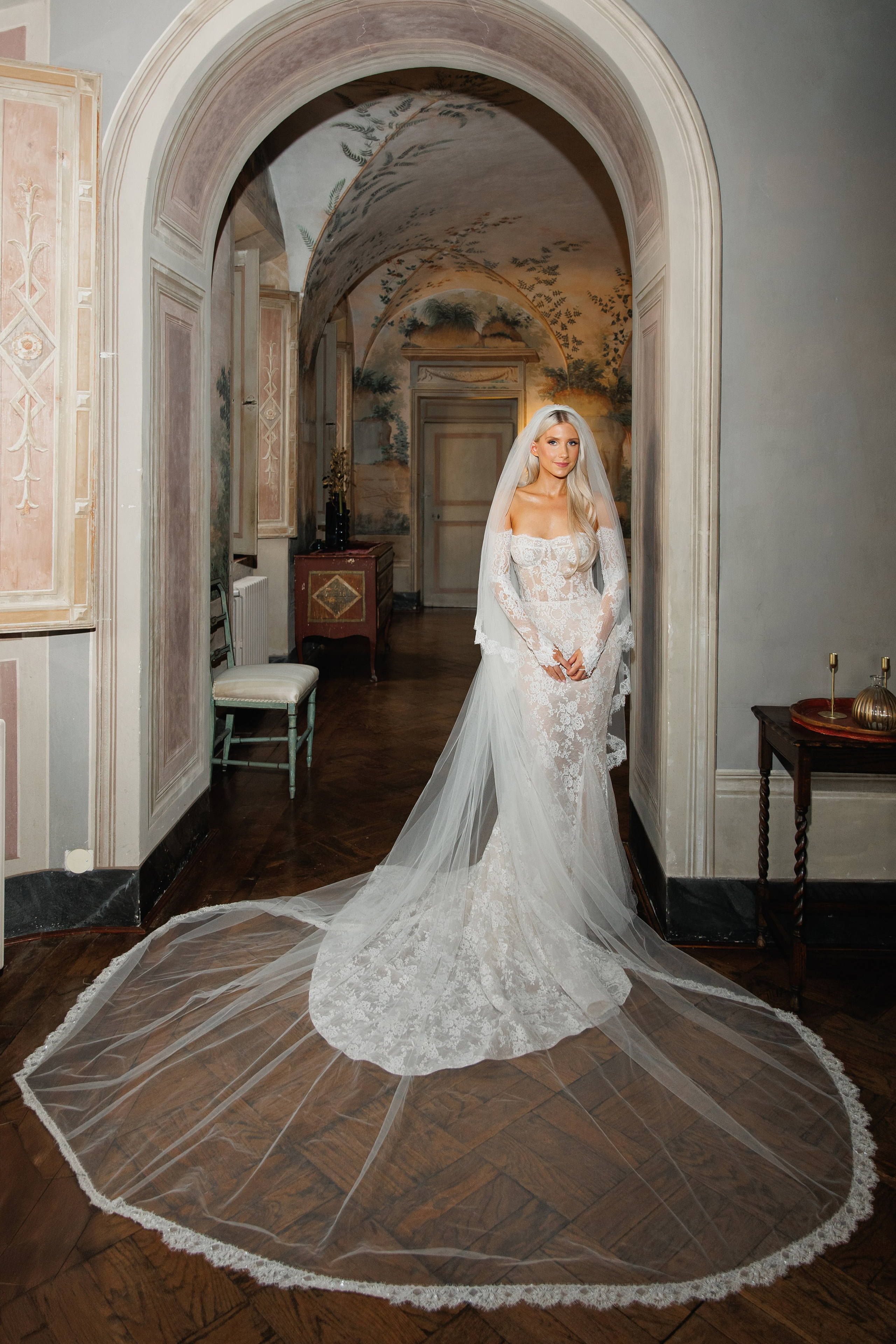 Wedding photographer Italy Rome, Tuscany, Lake Como, Sicily, Puglia. Wedding Photographer Rome Tuscany Como Sicily Puglia Amalfy Italy- Oksana Savenchuk