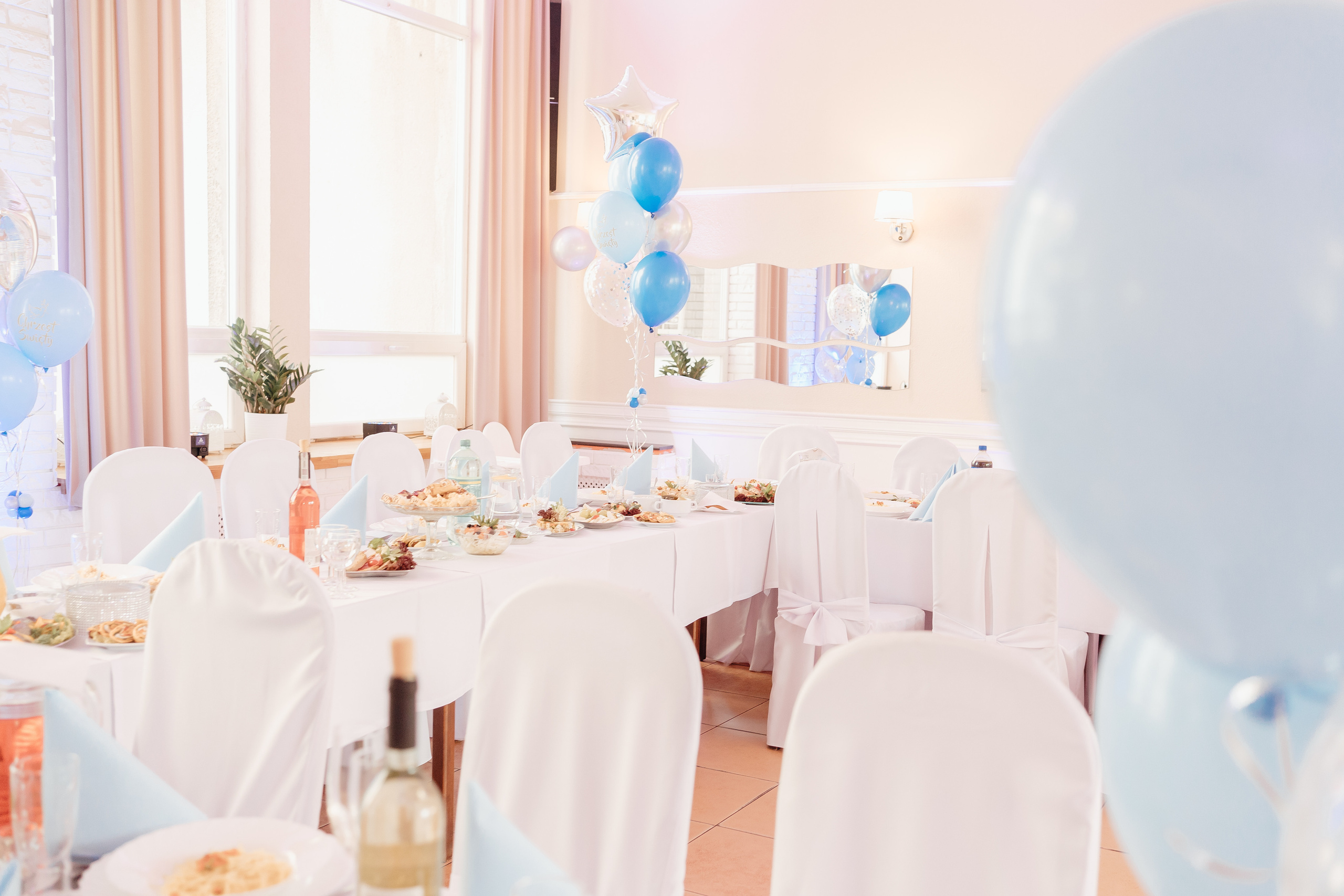 Wyjątkowy dzień dla Szymona - Chrzest święty w Łodzi. Fotograf Łódź - sesja ciążowa, noworodkowa, dziecięca. Studio w Łodzi