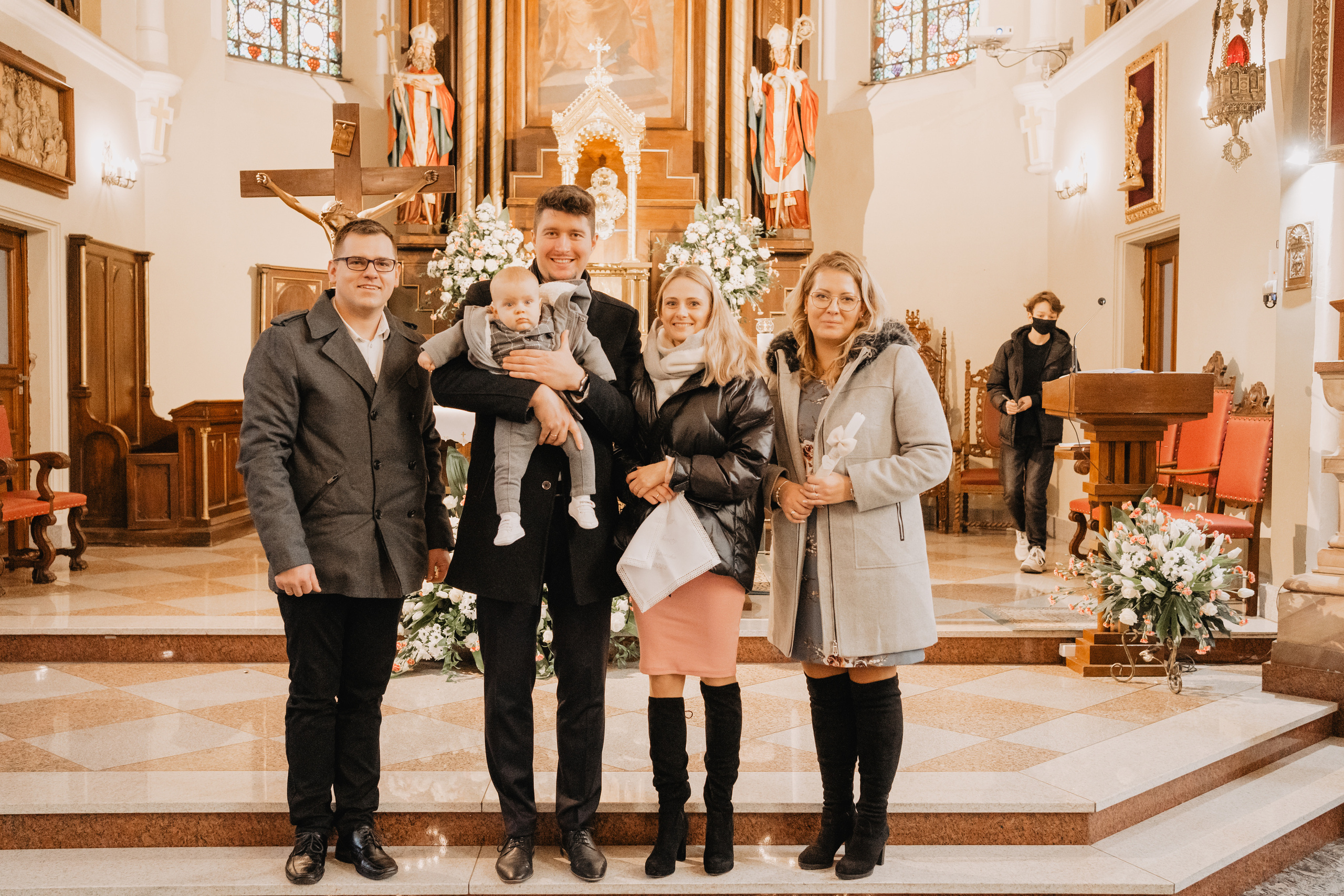 Wyjątkowy dzień dla Szymona - Chrzest święty w Łodzi. Fotograf Łódź - sesja ciążowa, noworodkowa, dziecięca. Studio w Łodzi