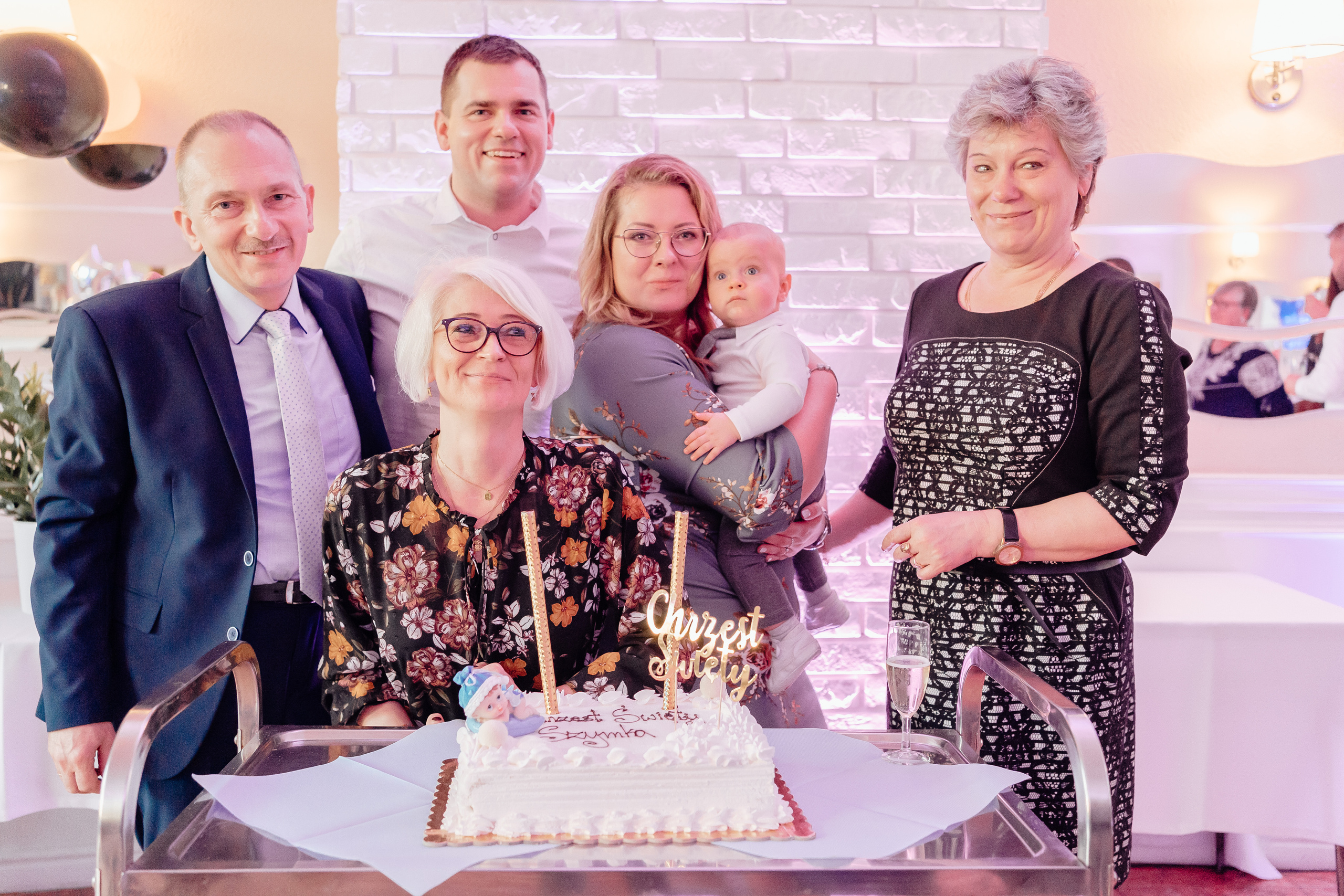 Wyjątkowy dzień dla Szymona - Chrzest święty w Łodzi. Fotograf Łódź - sesja ciążowa, noworodkowa, dziecięca. Studio w Łodzi