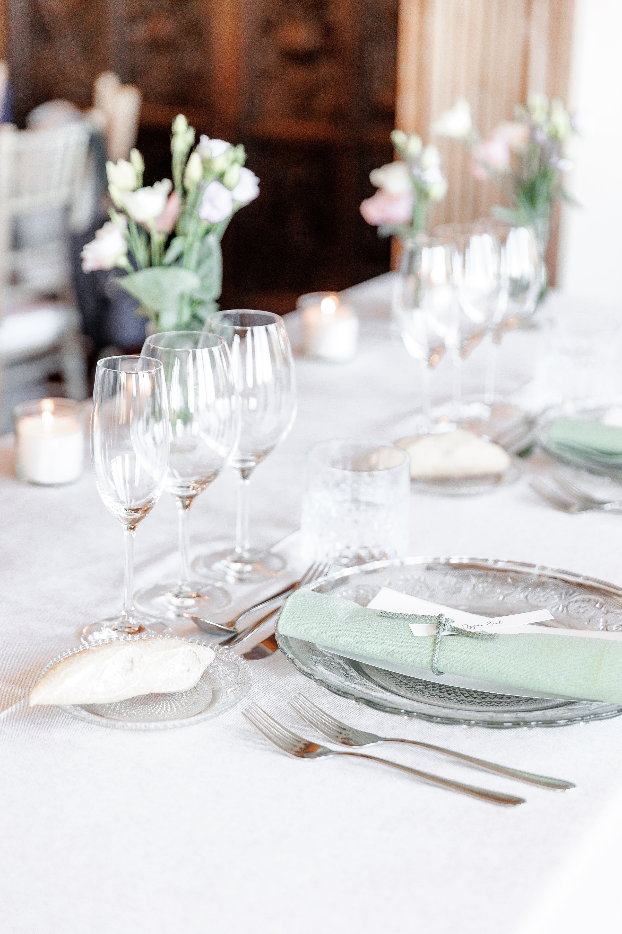 Luxurious hotel wedding venue in Barcelona, showcasing opulent decor and stunning views for an unforgettable celebration.