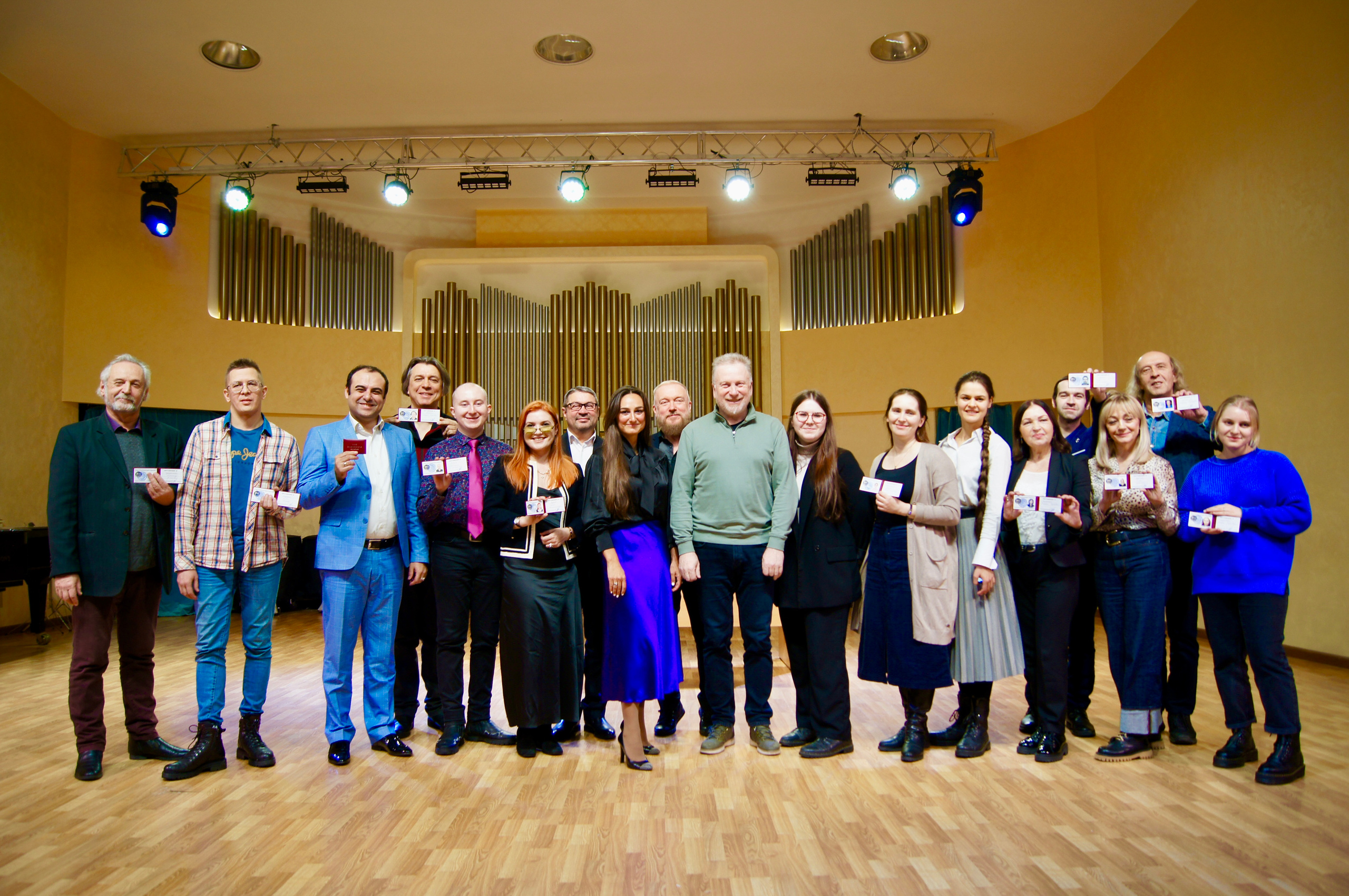 CASIdAF&BRUCEF. Vernov Production & AKKA Music en association CASIdAF & BRUCEF