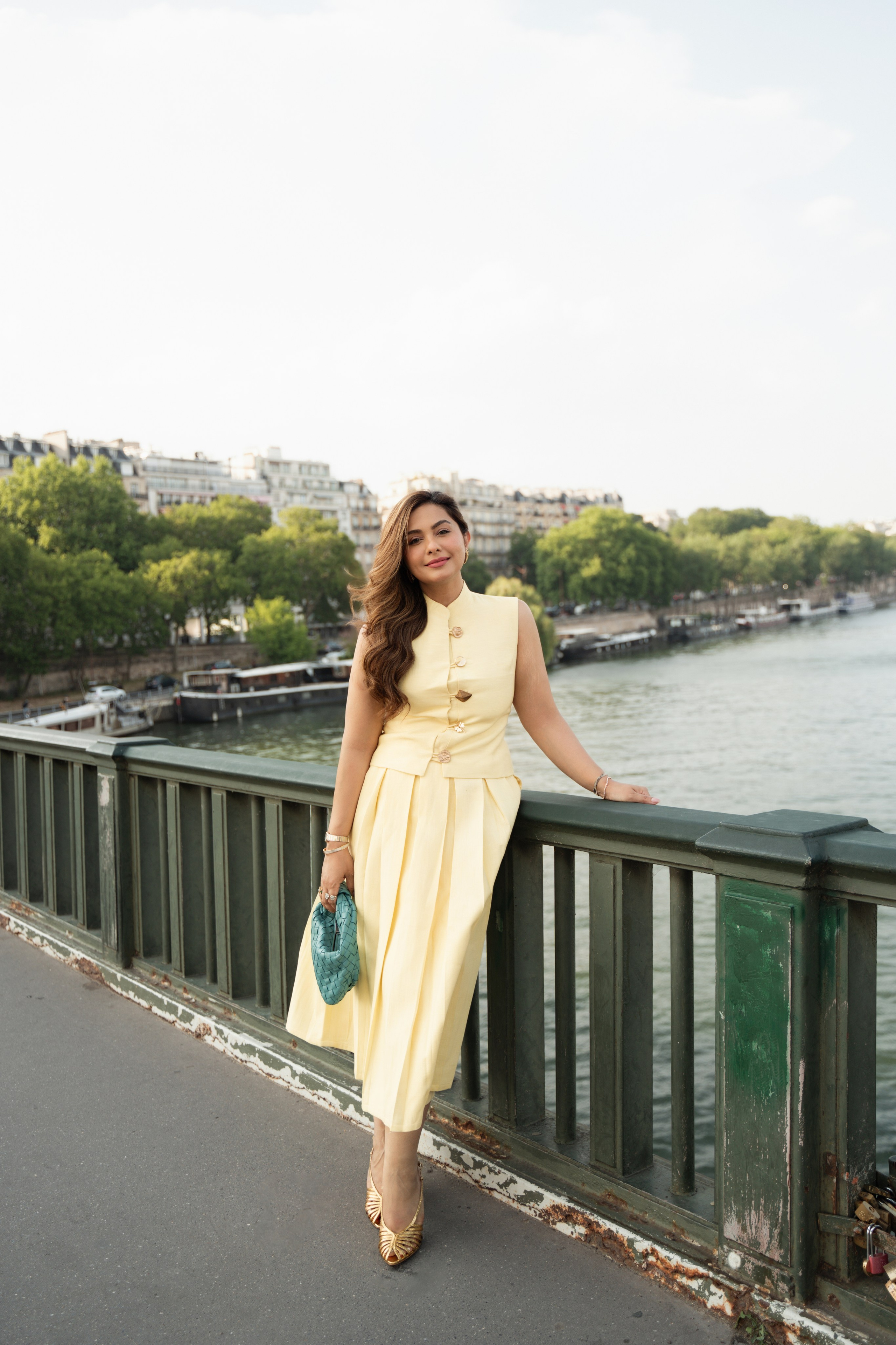 Photographer in Paris Yulia Shkadina | Couples, engagement, pre-wedding, individual photo-shoots in Paris at the best locations