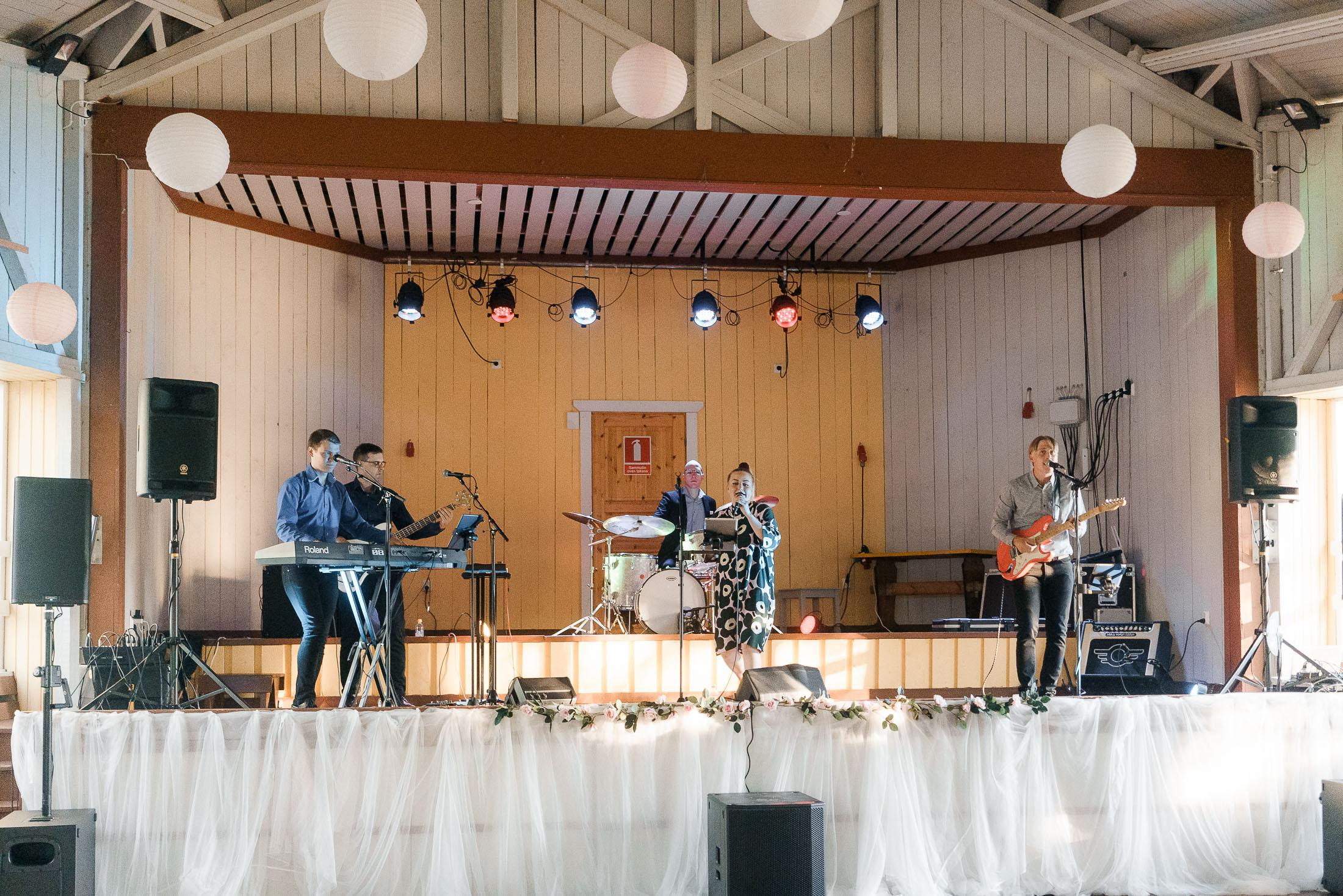 K&T, Hääkuvaus Porvoossa – Hotelli Runo, Tuomiokirkko & Tanssisaari