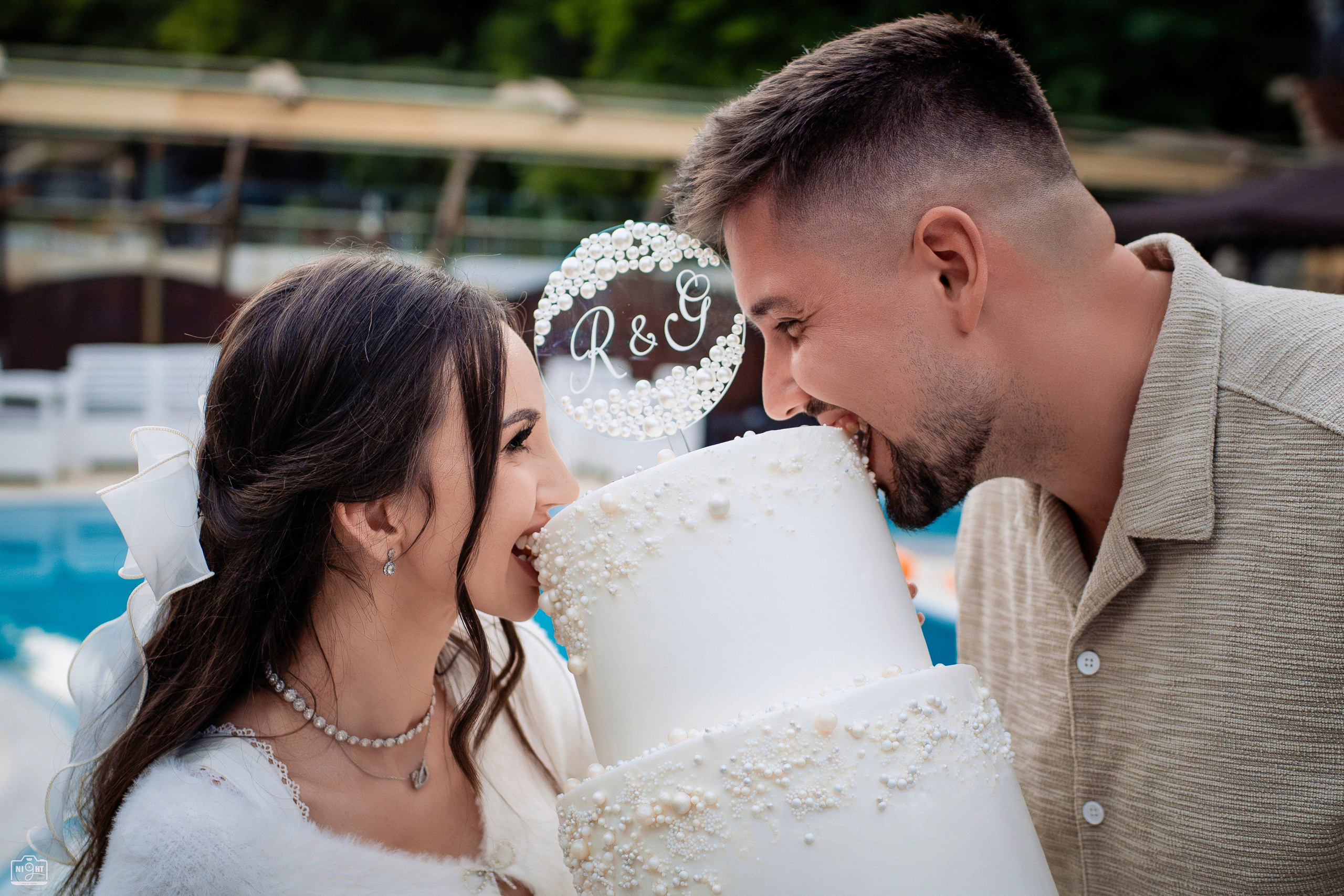 CUNUNIE RALUCA & GEORGE